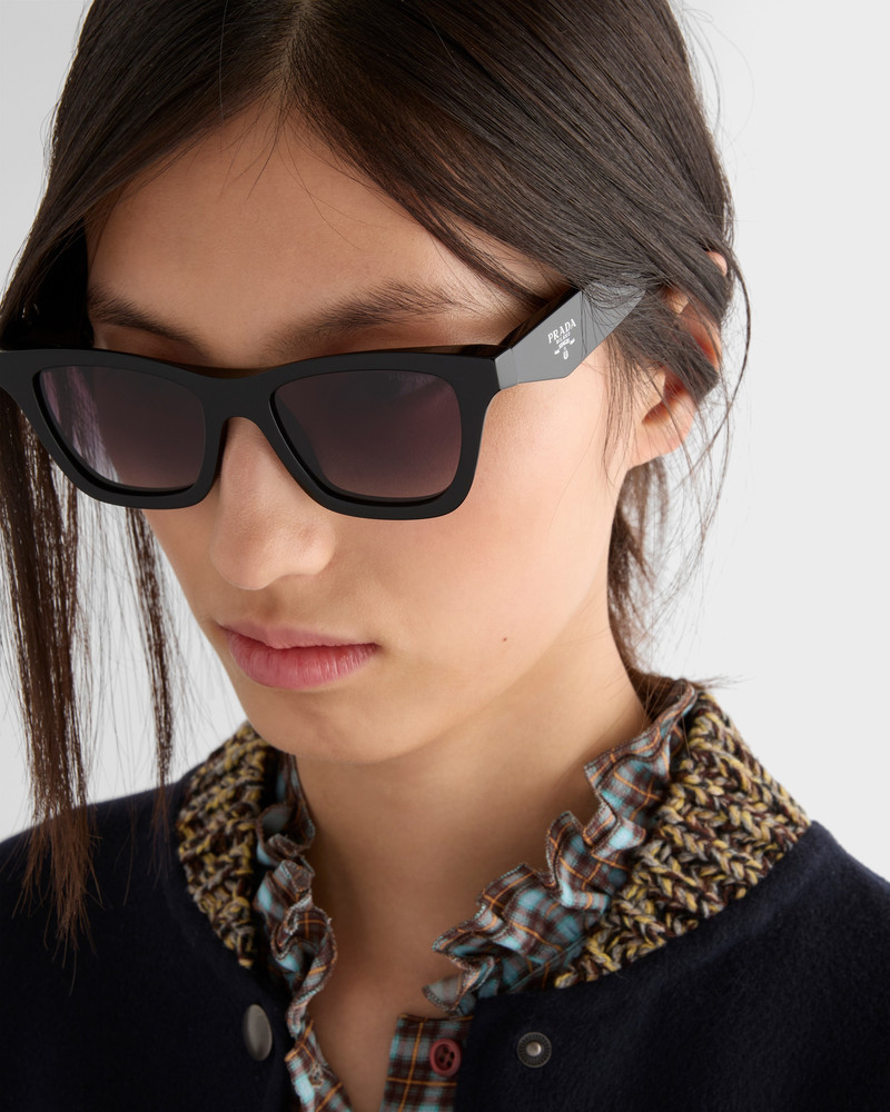 Prada Sunglasses with Prada logo outlook