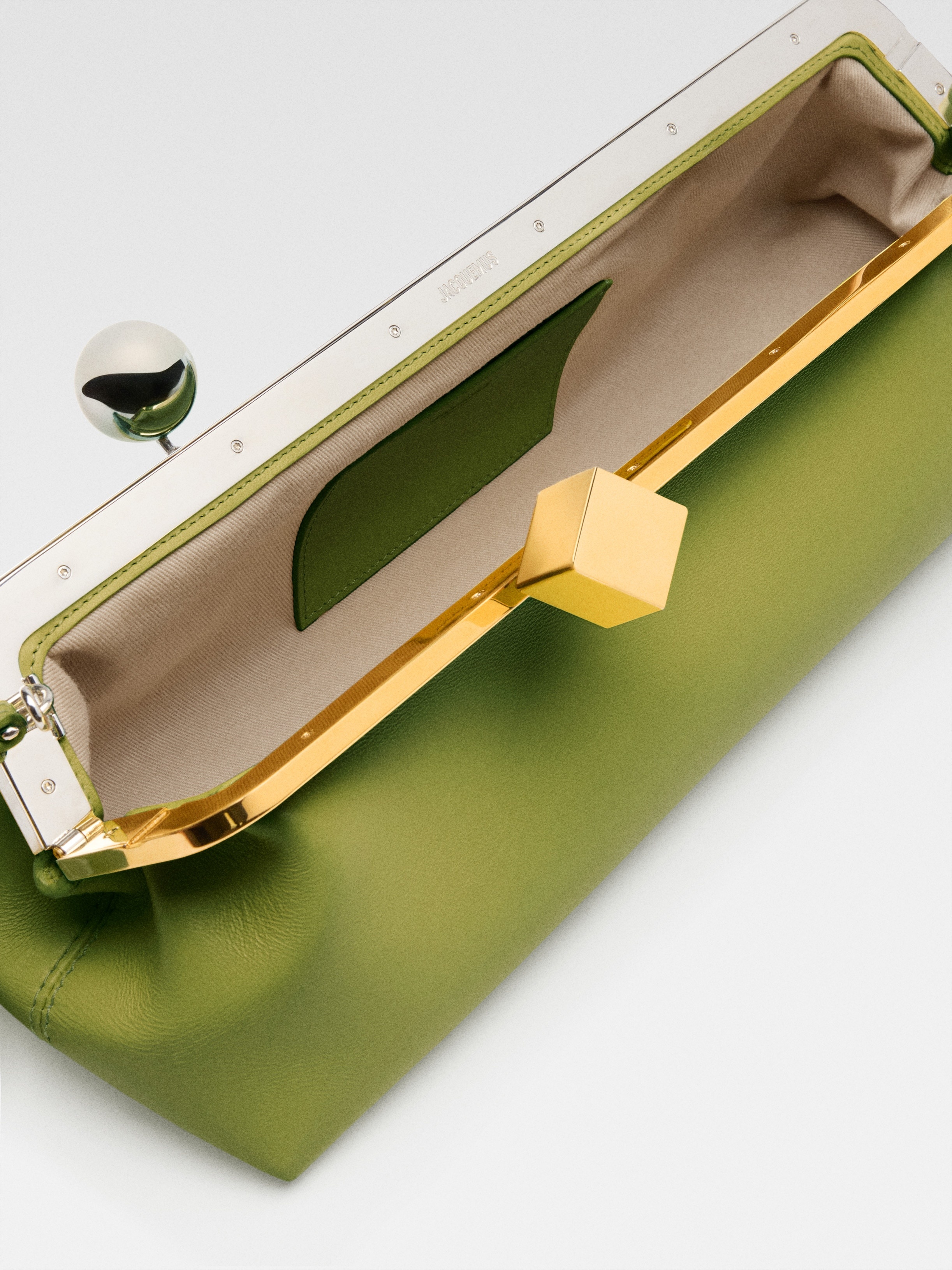 The Salon clutch - 4