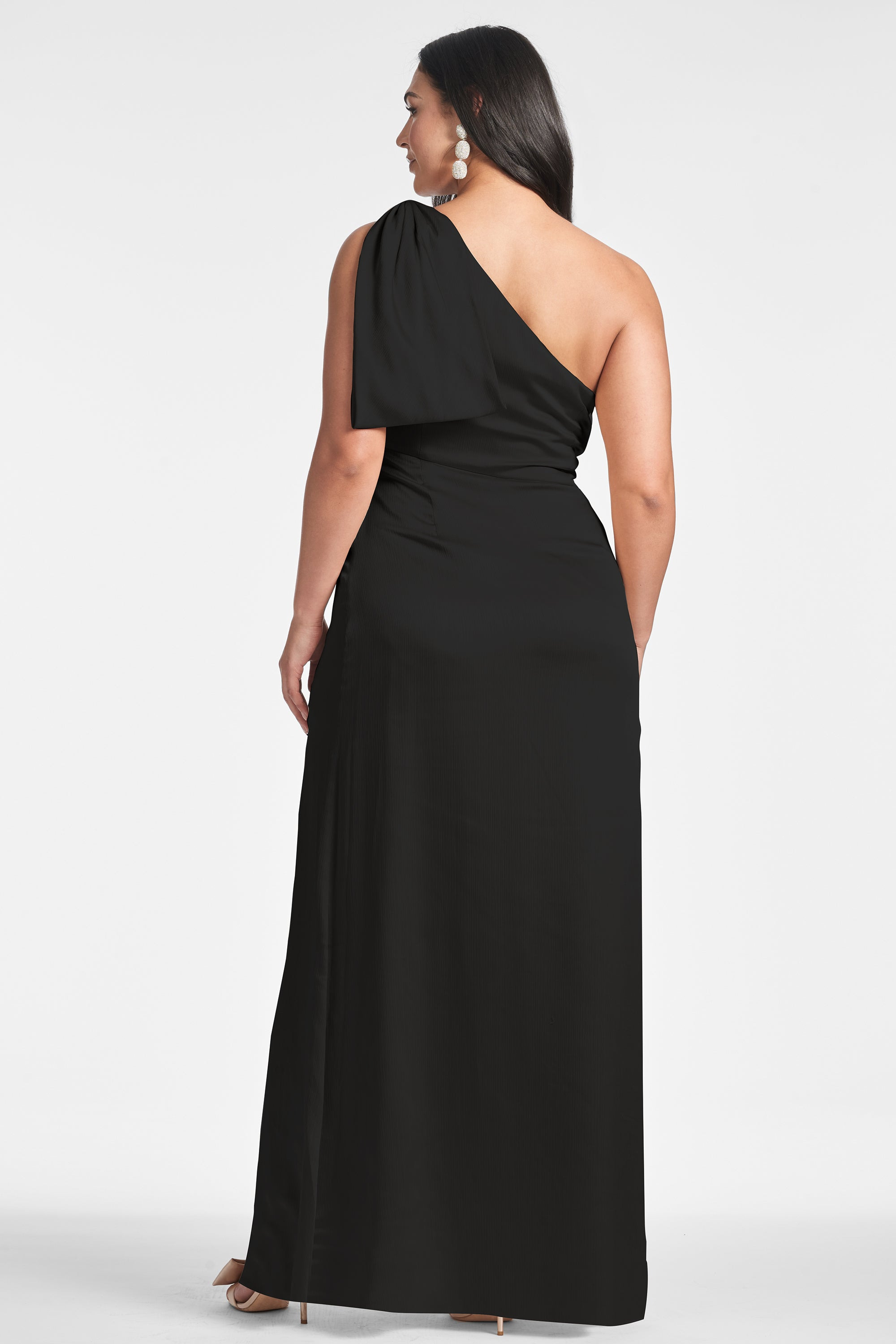 Chelsea Gown - Black - 6