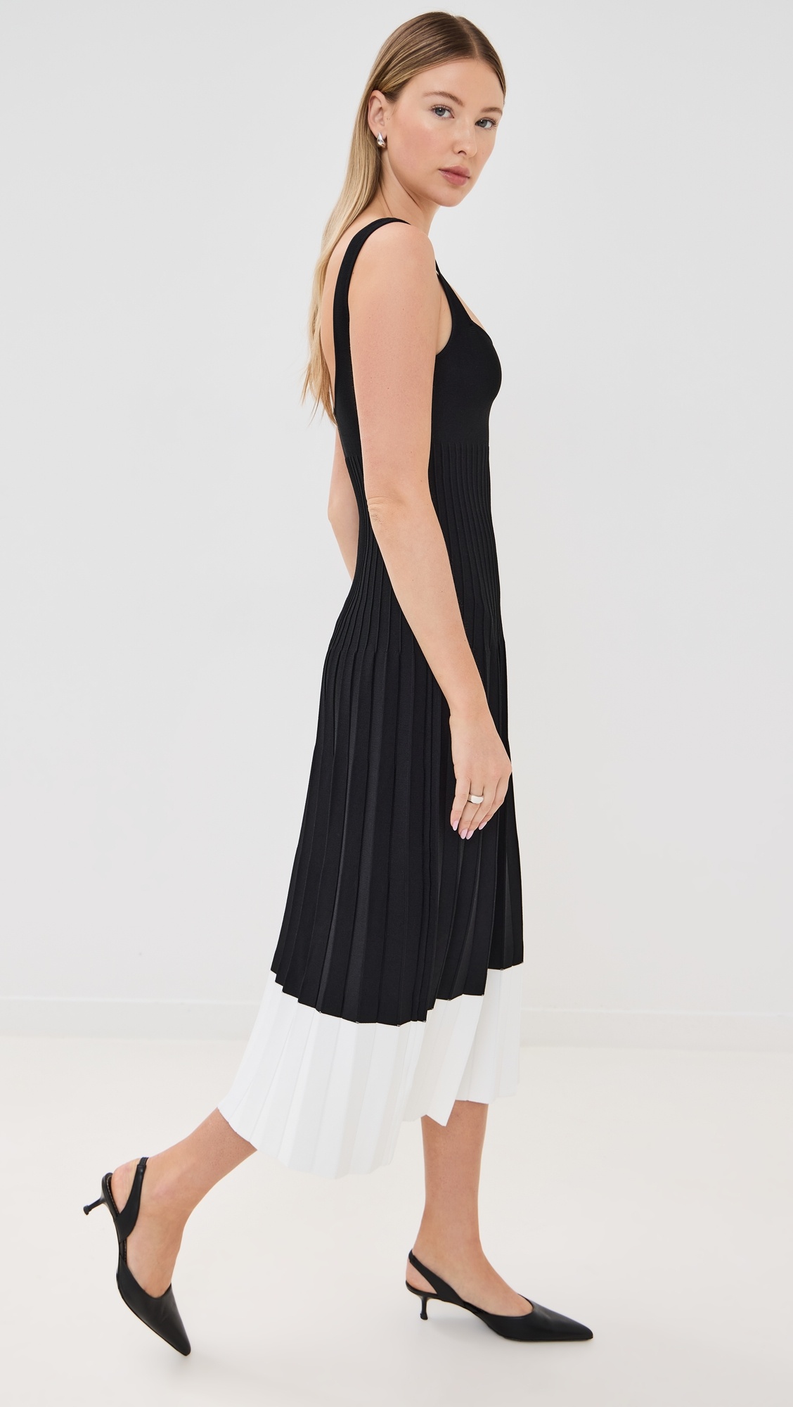 【関税込み】Staud ブラック Ellison ミディアムワンピース ELLISON DRESS BLACK