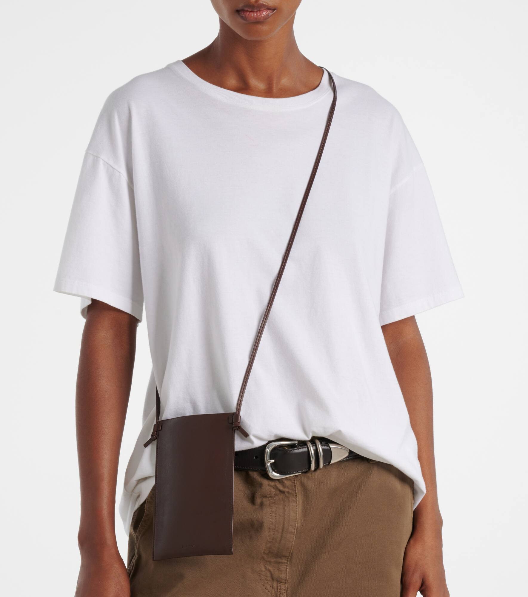 Camie leather pouch with strap - 2