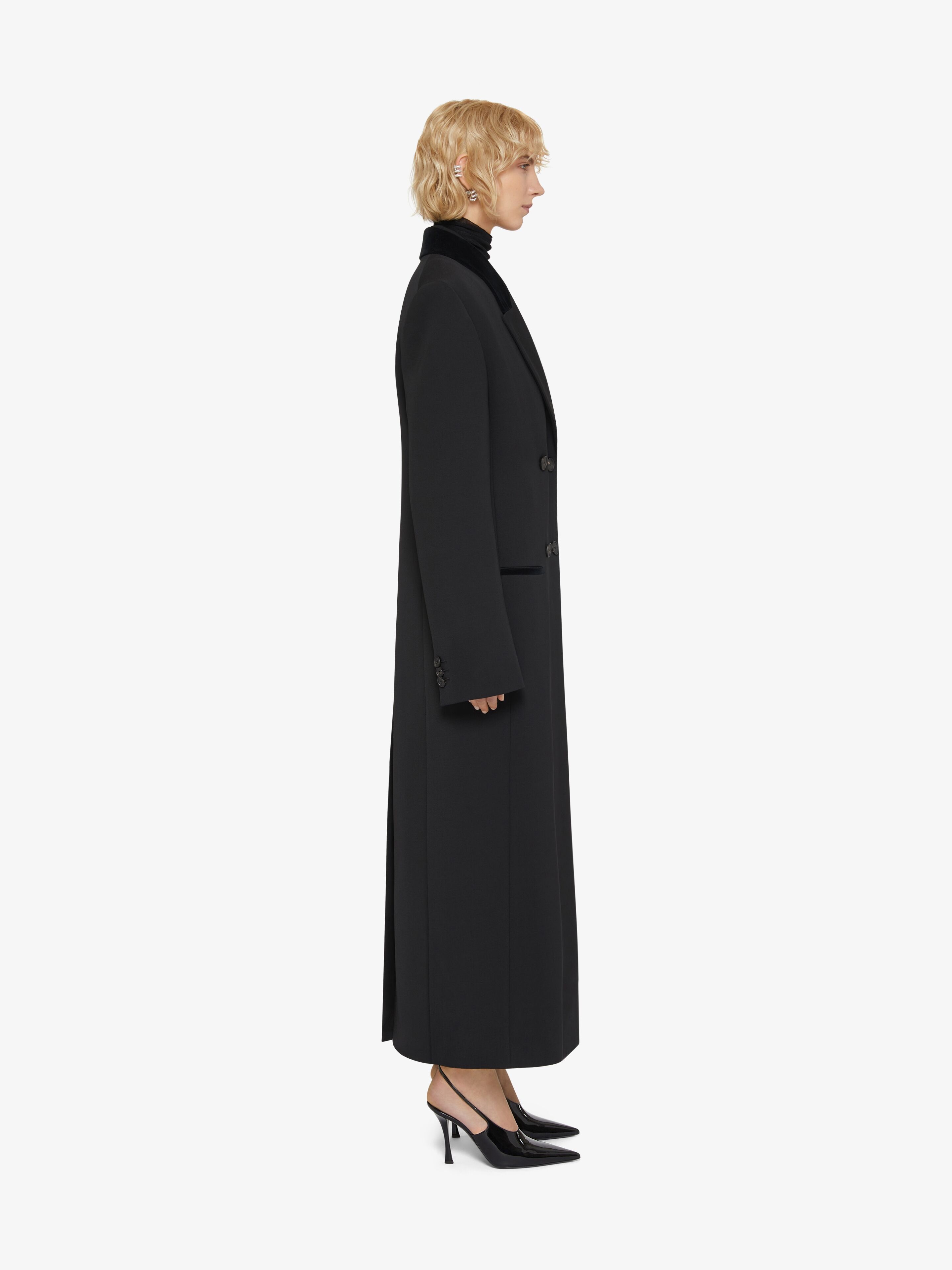 DOUBLE BREASTED COAT IN TRICOTINE WOOL WITH VELVET DETAILS - 3