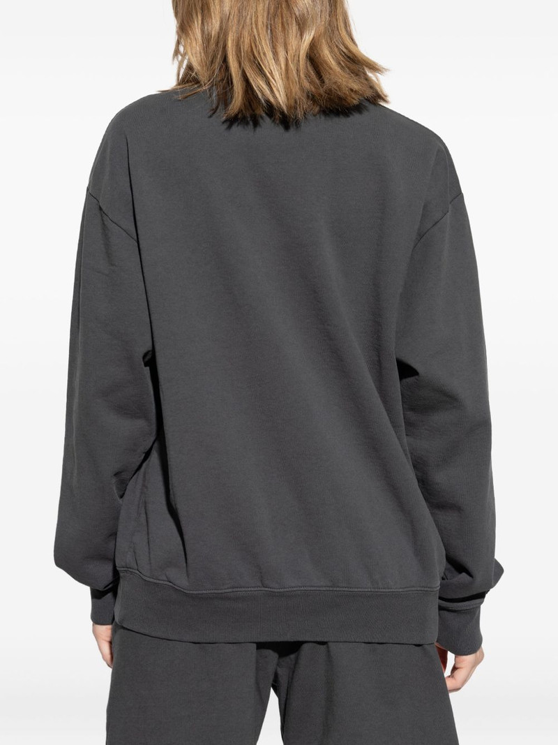 graphic crew neck top 4