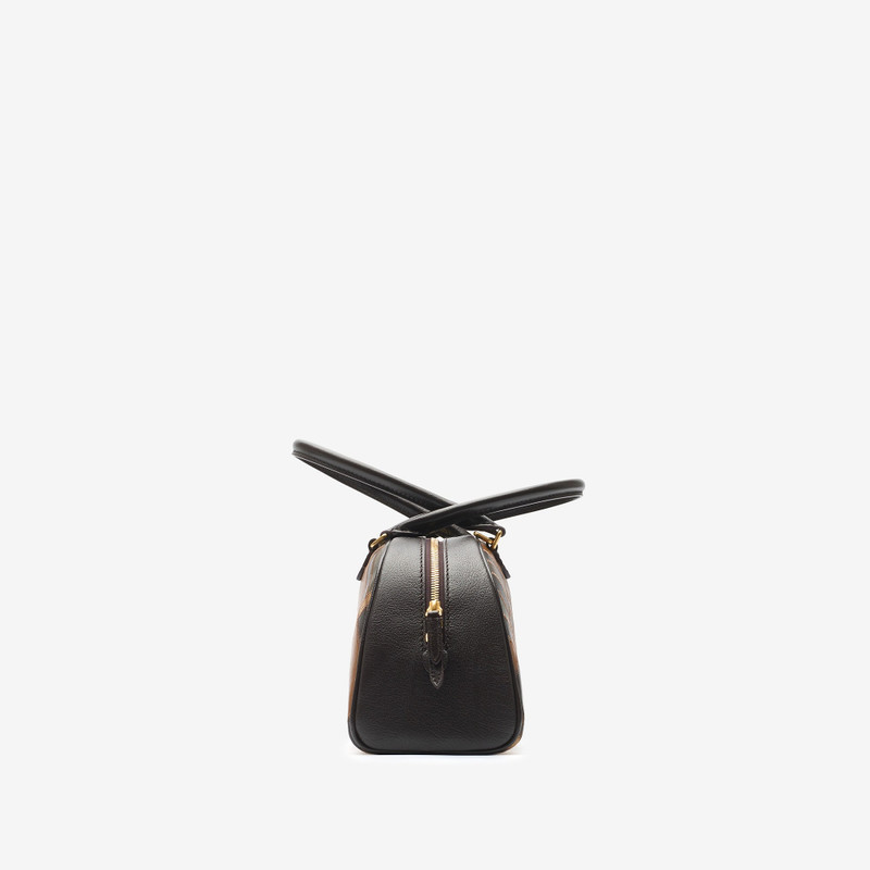 Medium Highlands Bowling Bag​ 4
