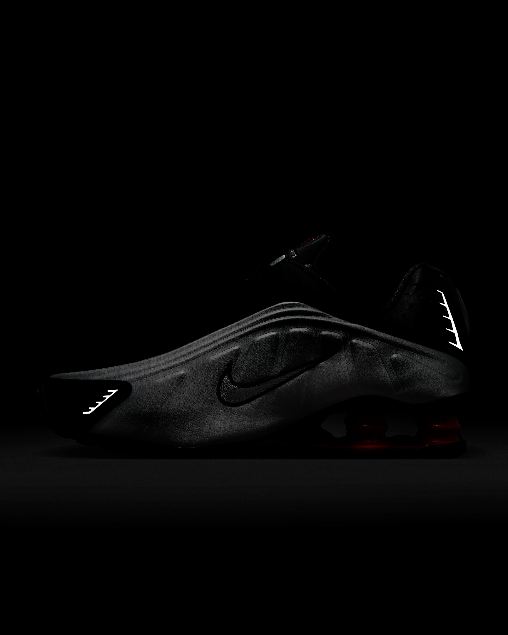 Nike Shox R4 Women's Shoes - 11