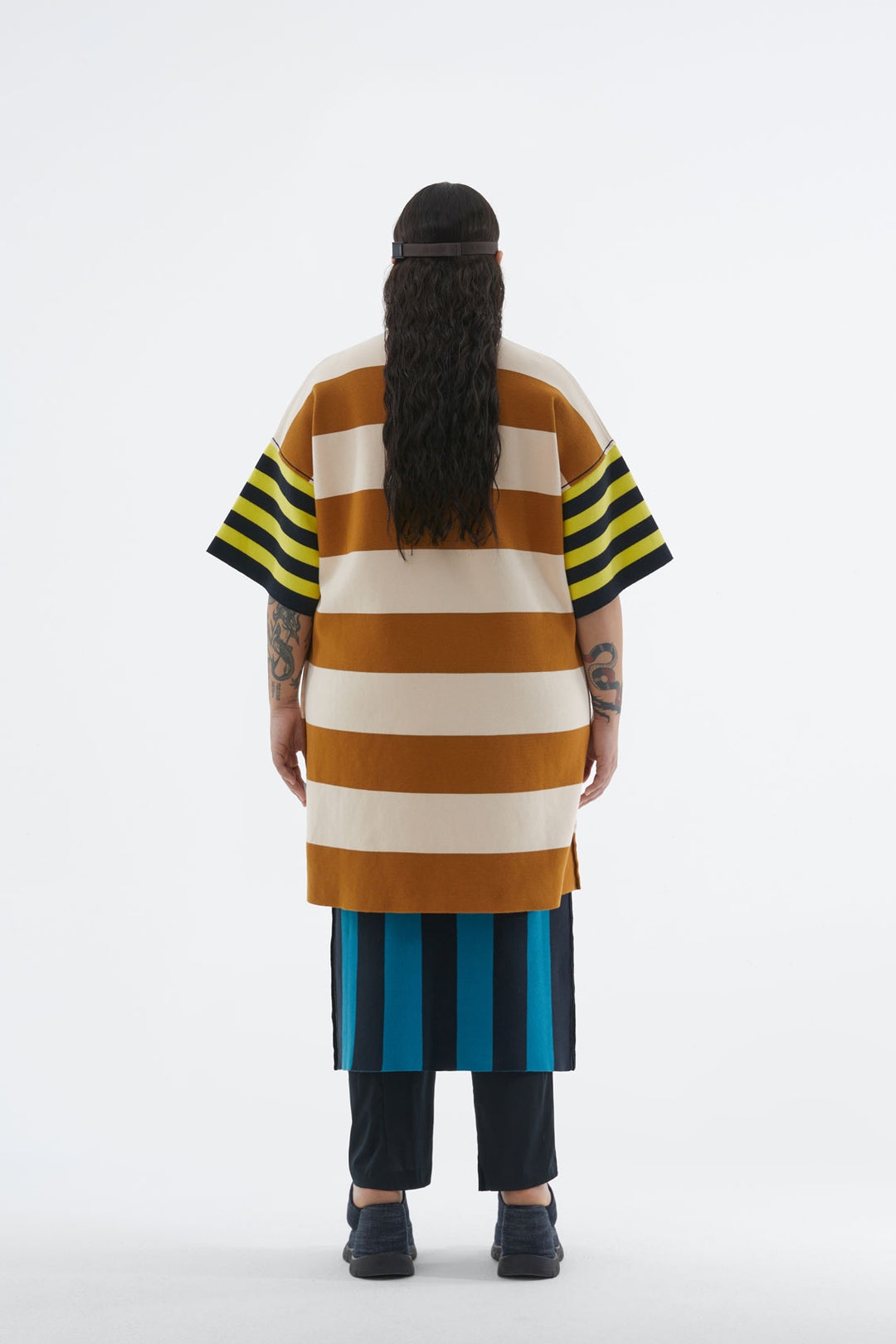 STRIPED BRONZE KNIT T-SHIRT DRESS - 4