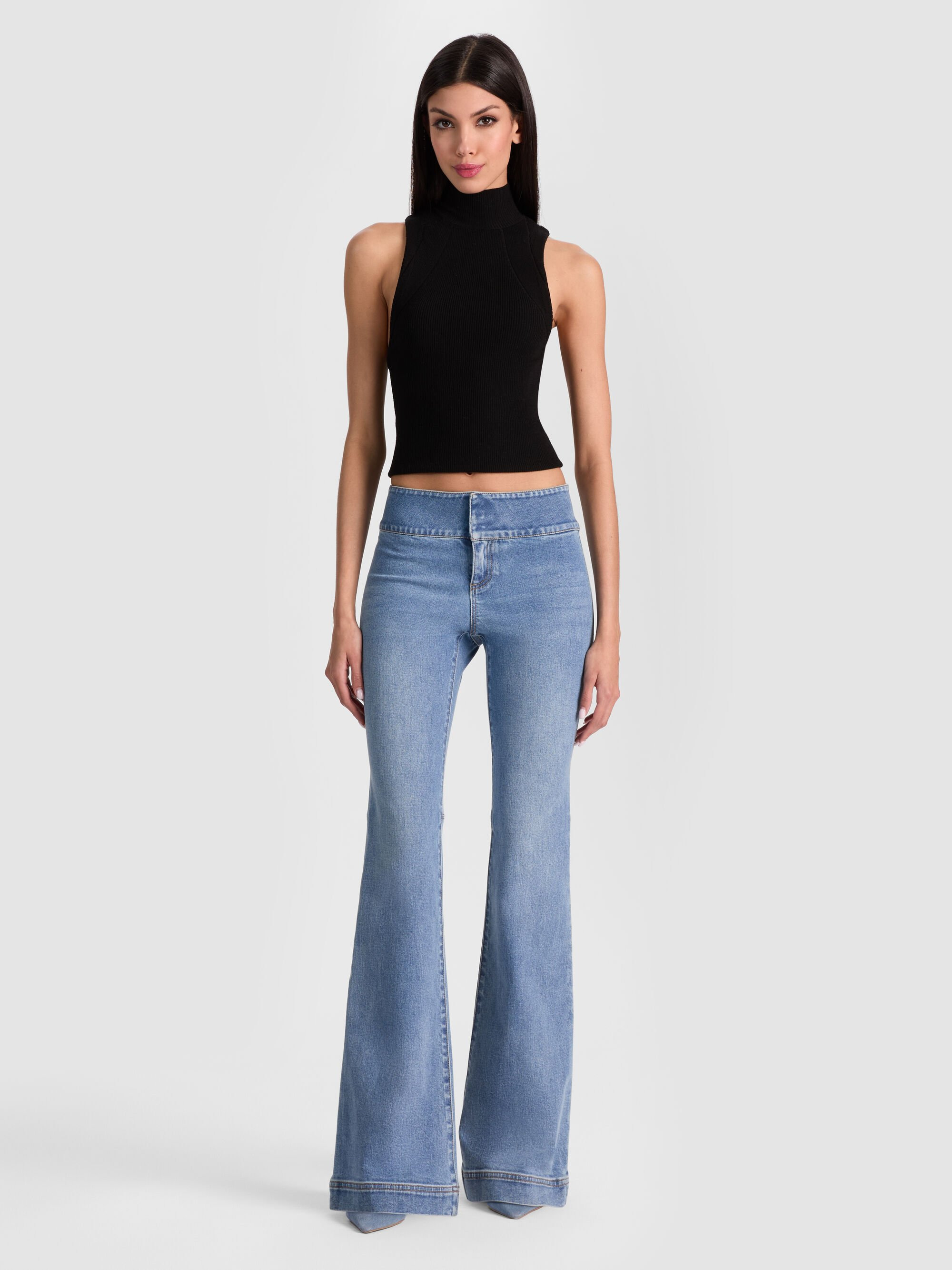 HOT JEAN - 3