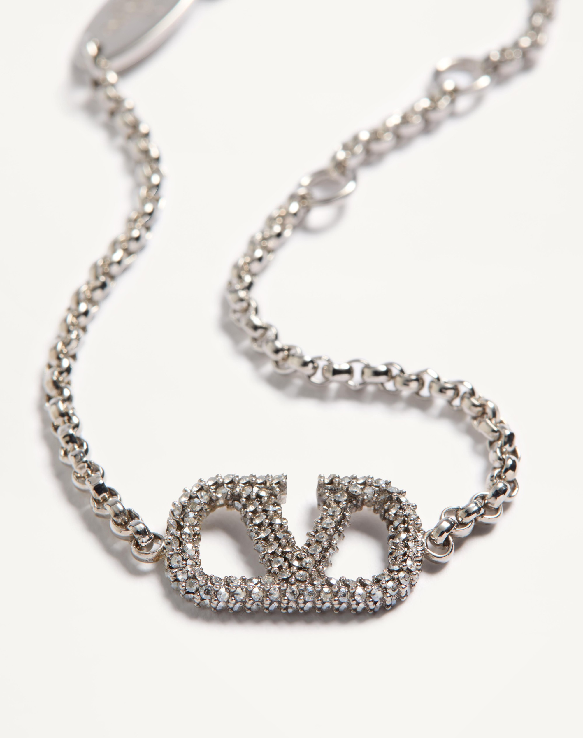 VLOGO SIGNATURE BRACELET IN METAL AND SWAROVSKI® CRYSTALS - 2