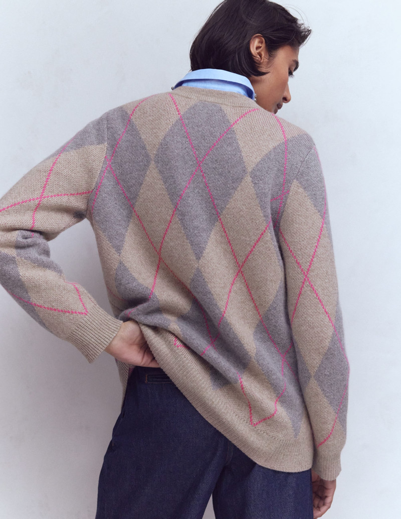 Quinn Boyfriend Cardigan-Neutral Argyle 4