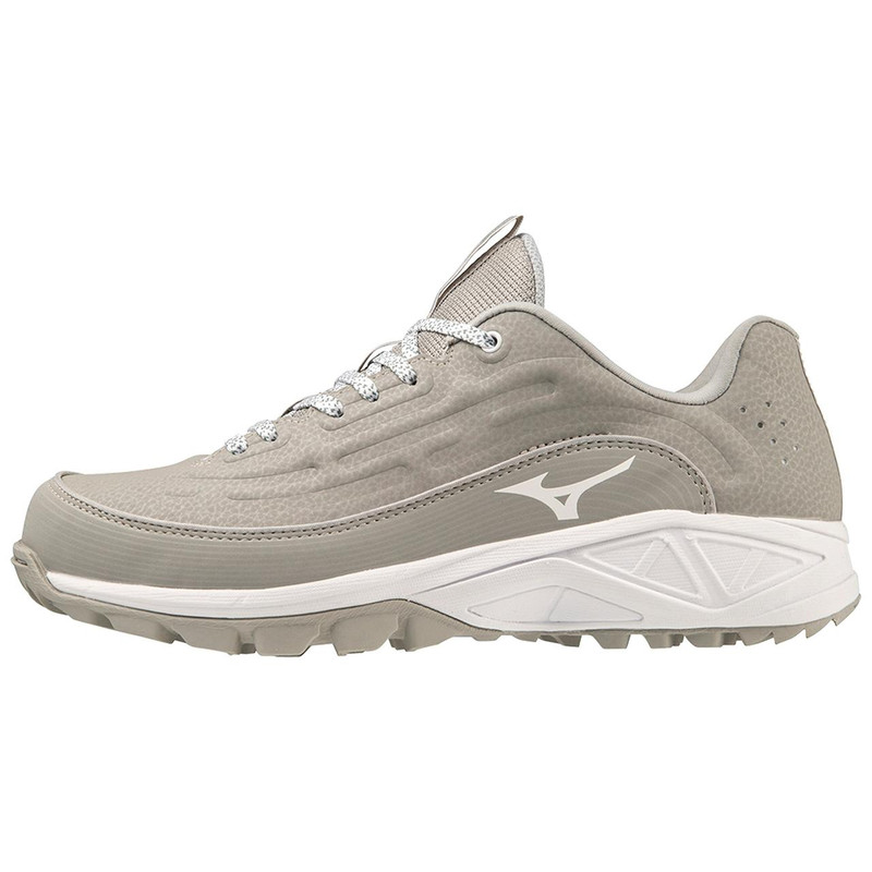 Mizuno Ambition 3 FP 낮은 모든 표면 여자의 뗏장 신발 1
