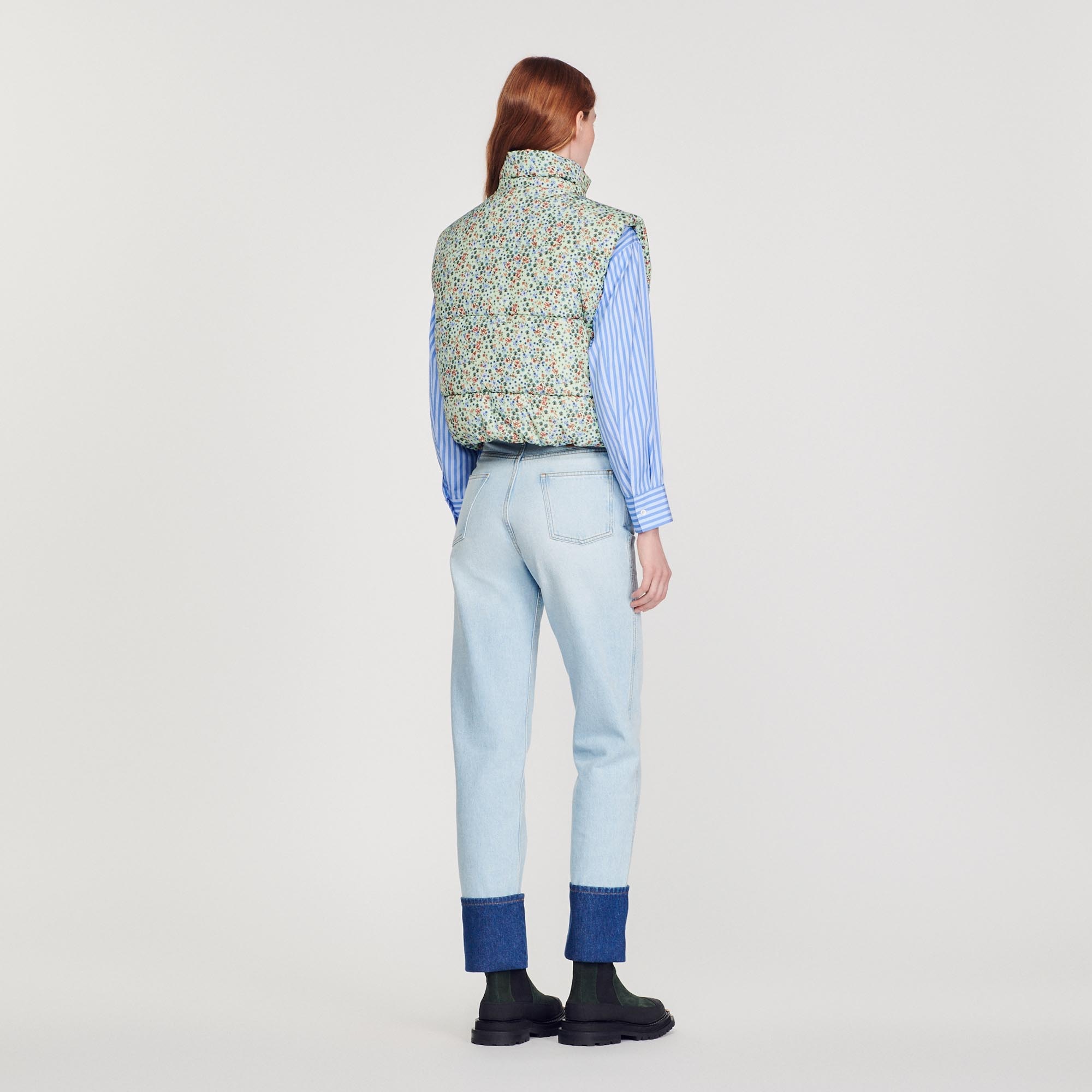 Short padded vest and print - 6