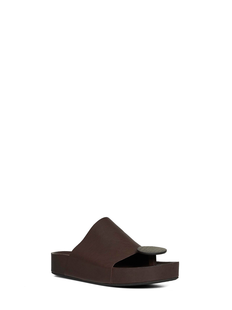 UMA WANG Brown leather Round thong sandals outlook