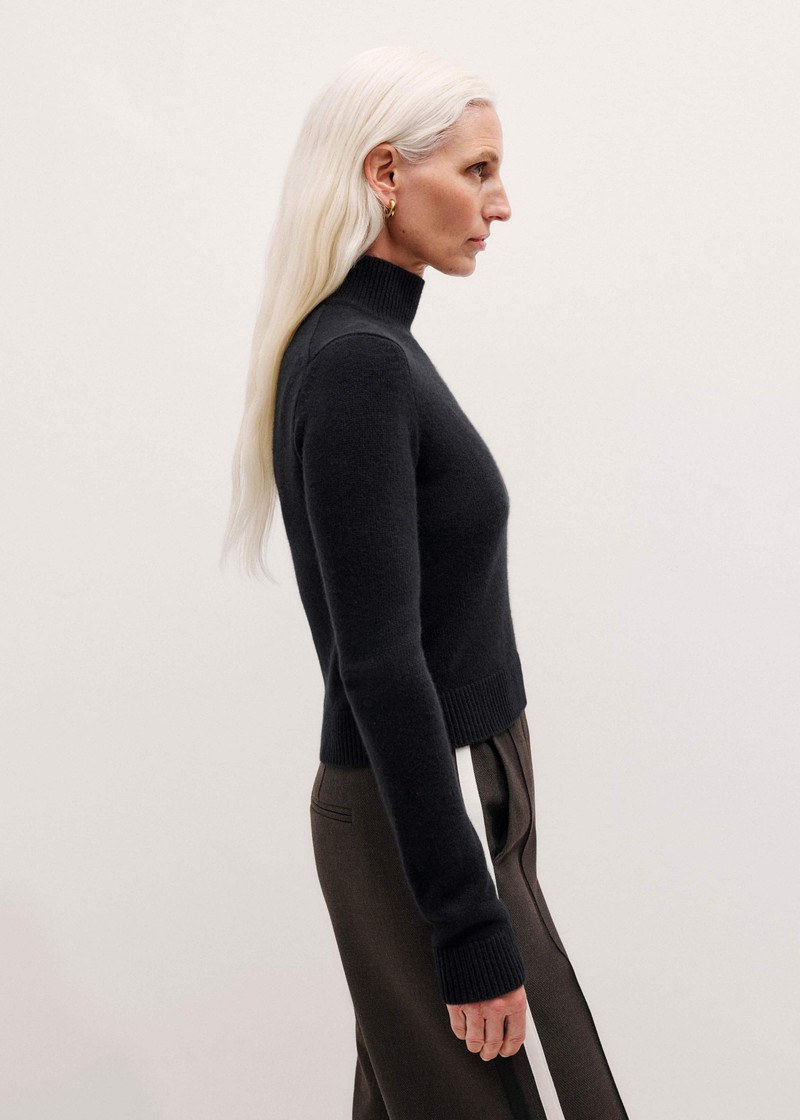 High Neck Crop Sweater 6