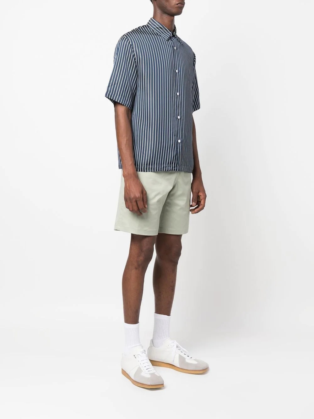 striped short-sleeve shirt - 3