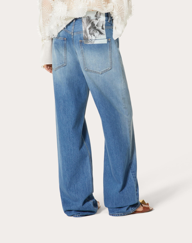 BLUE WASHED DENIM JEANS WITH VALENTINO ARCHIVE 1985 PRINT 4