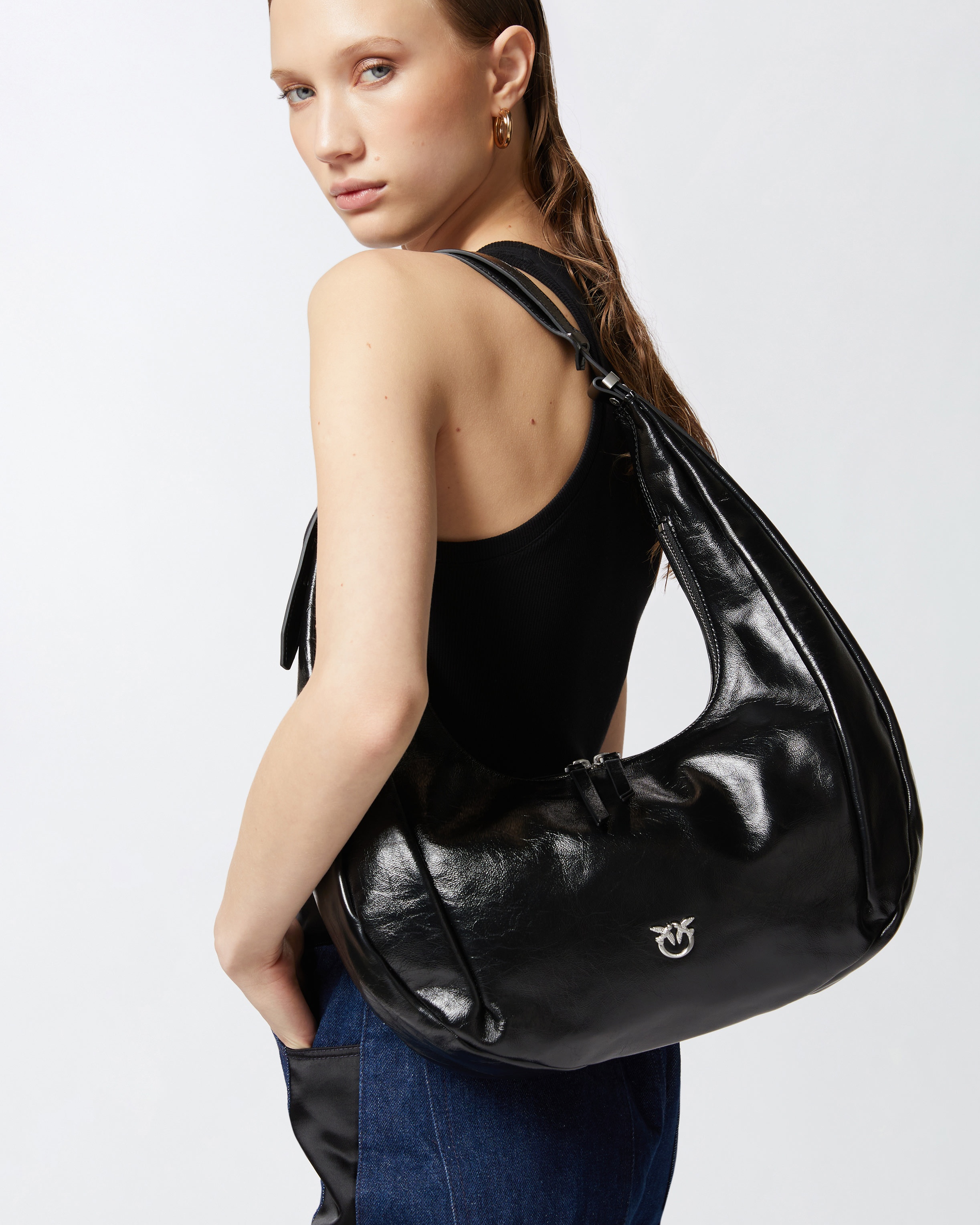 HOBO SLOUCHY LARGE SHOULDER BAG IN SHINY LEATHER - 5