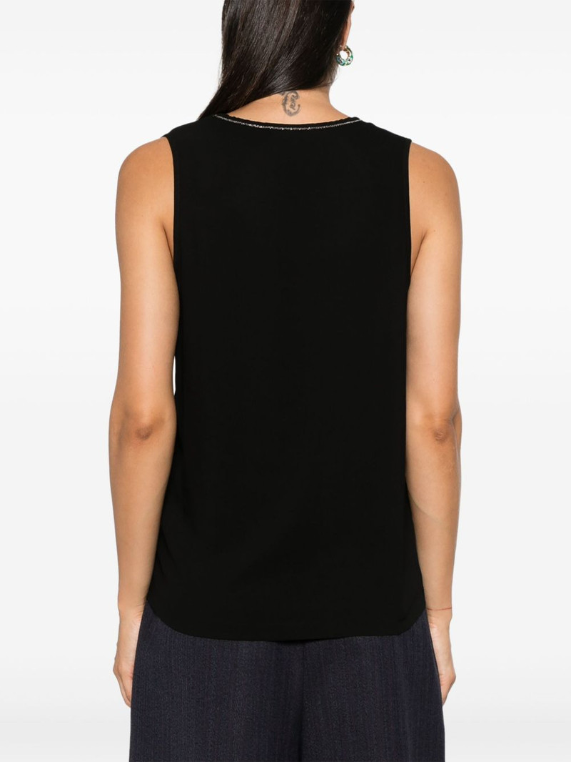 V-neck top 4