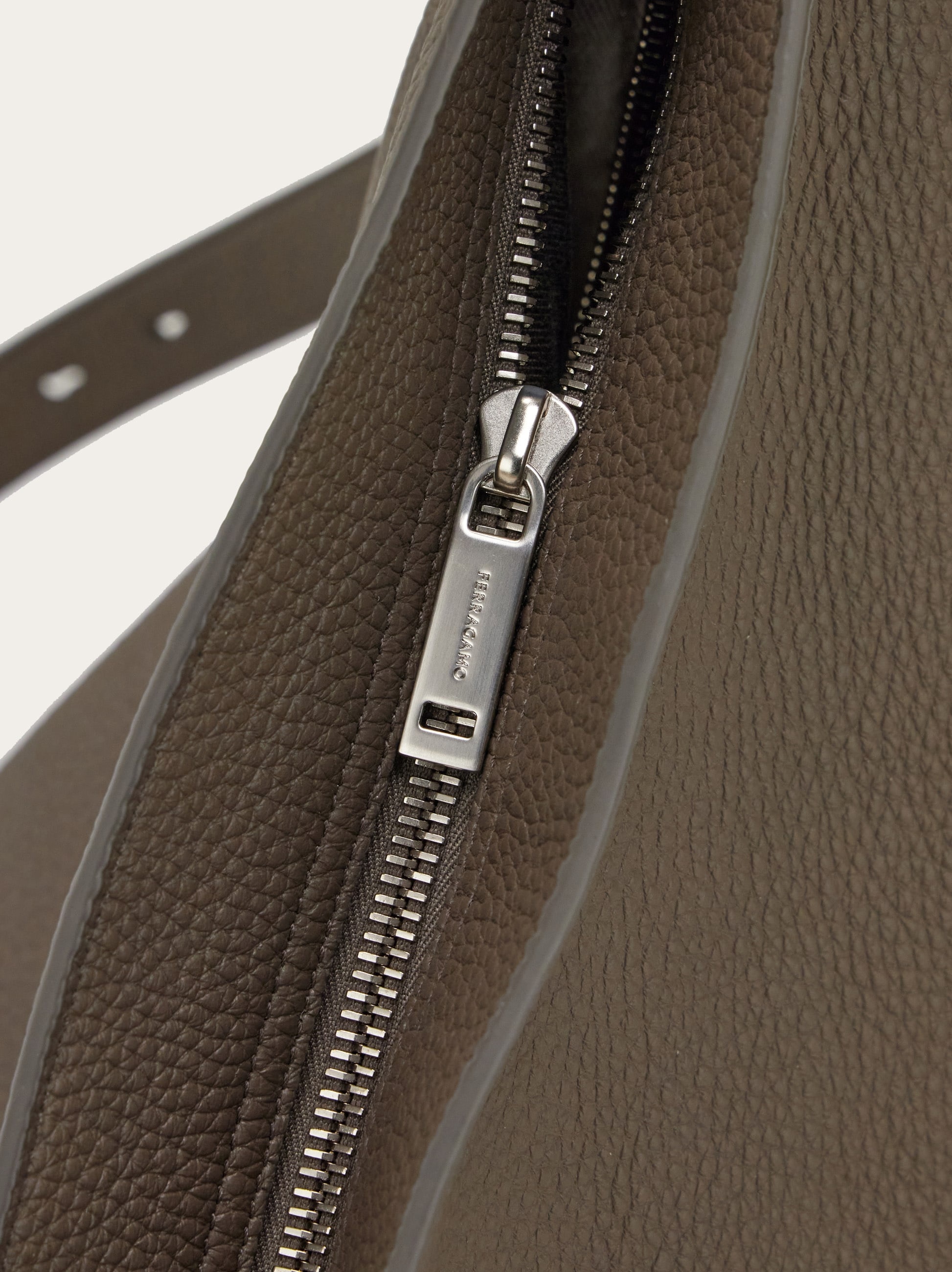 Shoulder bag (M) - 6