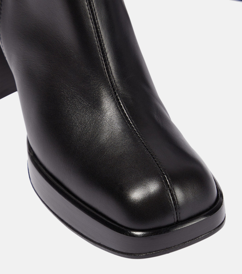 Leather ankle boots 6