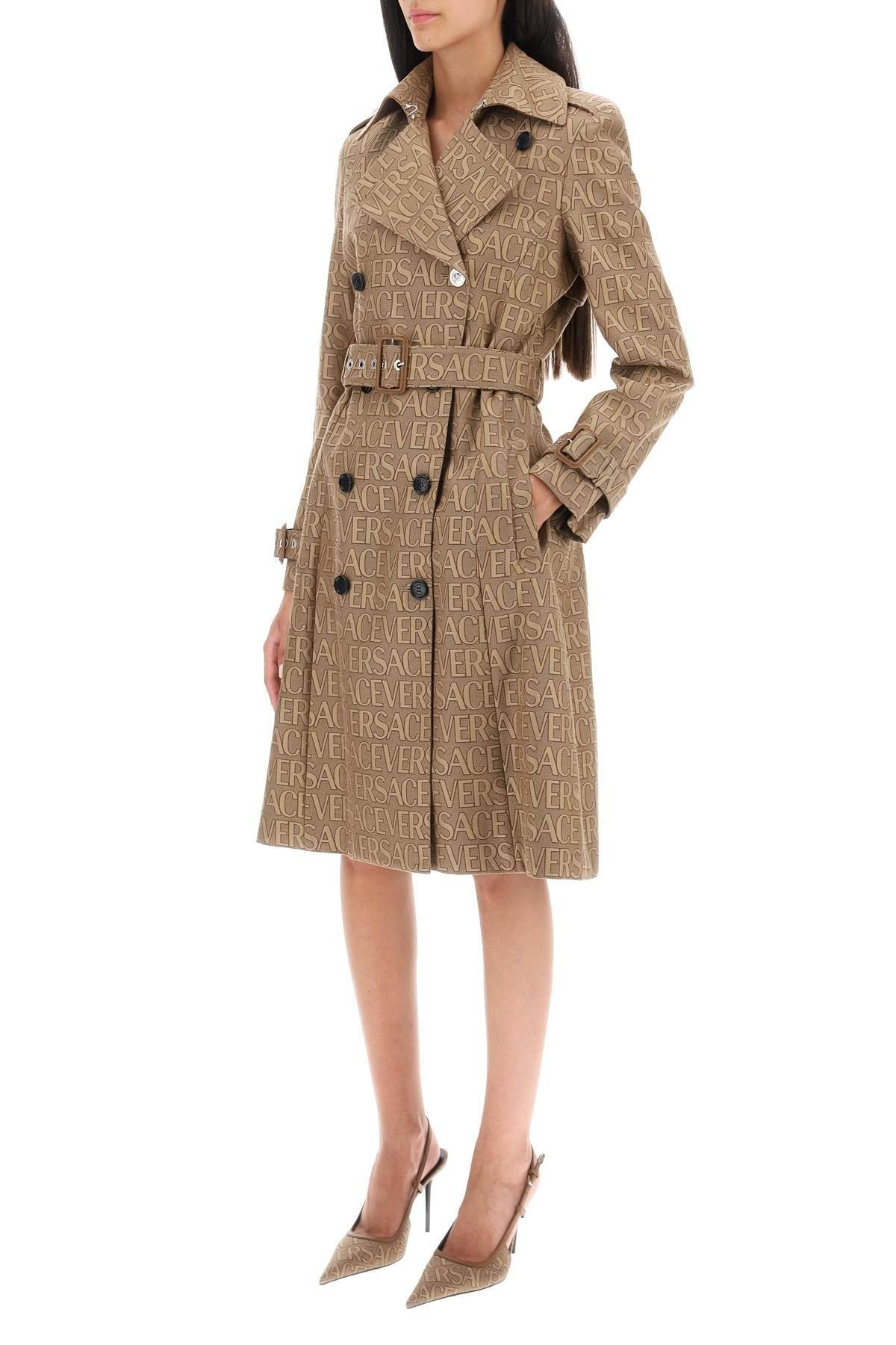 トレンチコート VERSACE VERSACE ALLOVER JACQUARD CANVAS TRENCH COAT Versace Versace Allover-jacquard Trench Coat | Brown | FARFETCH