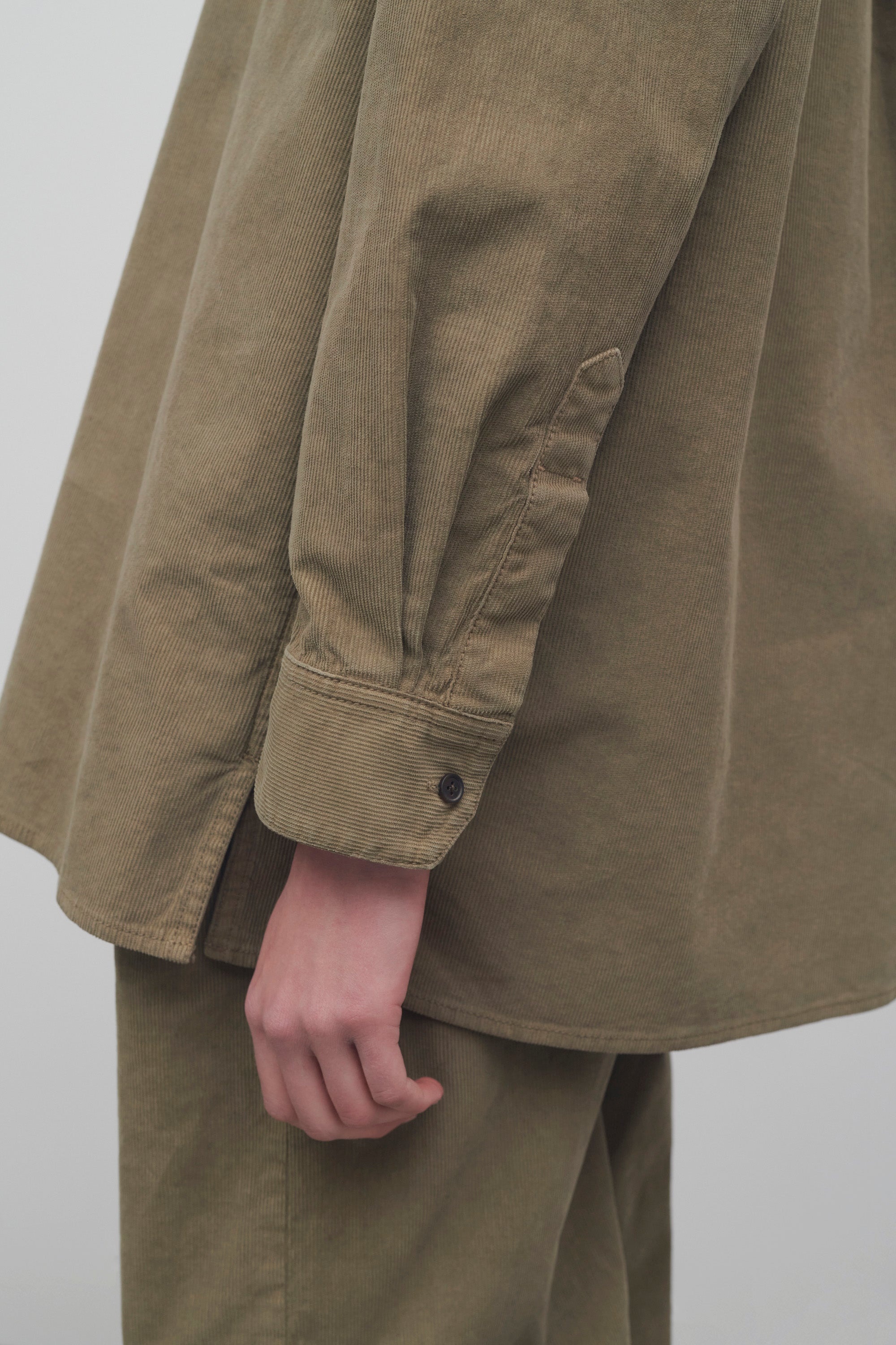 Idro Shirt in Cotton Corduroy - 6