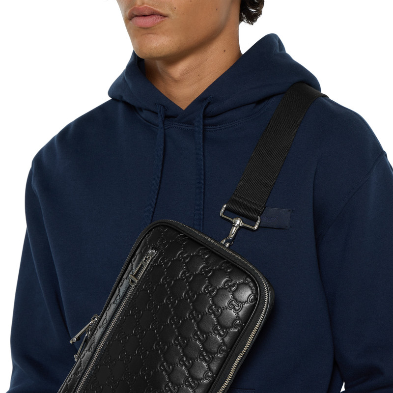 GG Emblem small crossbody bag 4