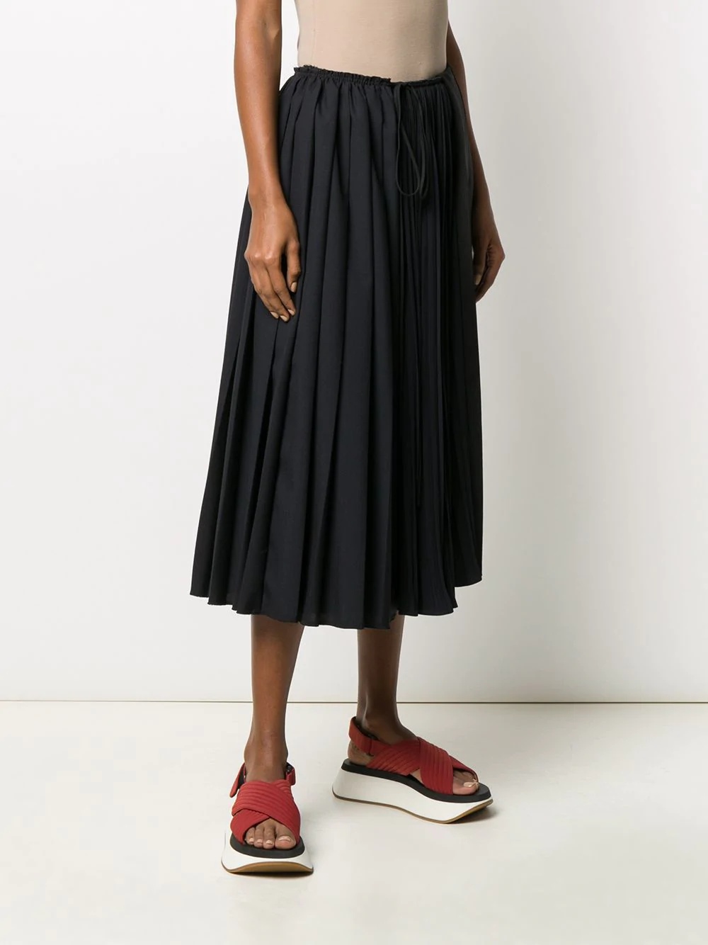 pleated skirt - 3