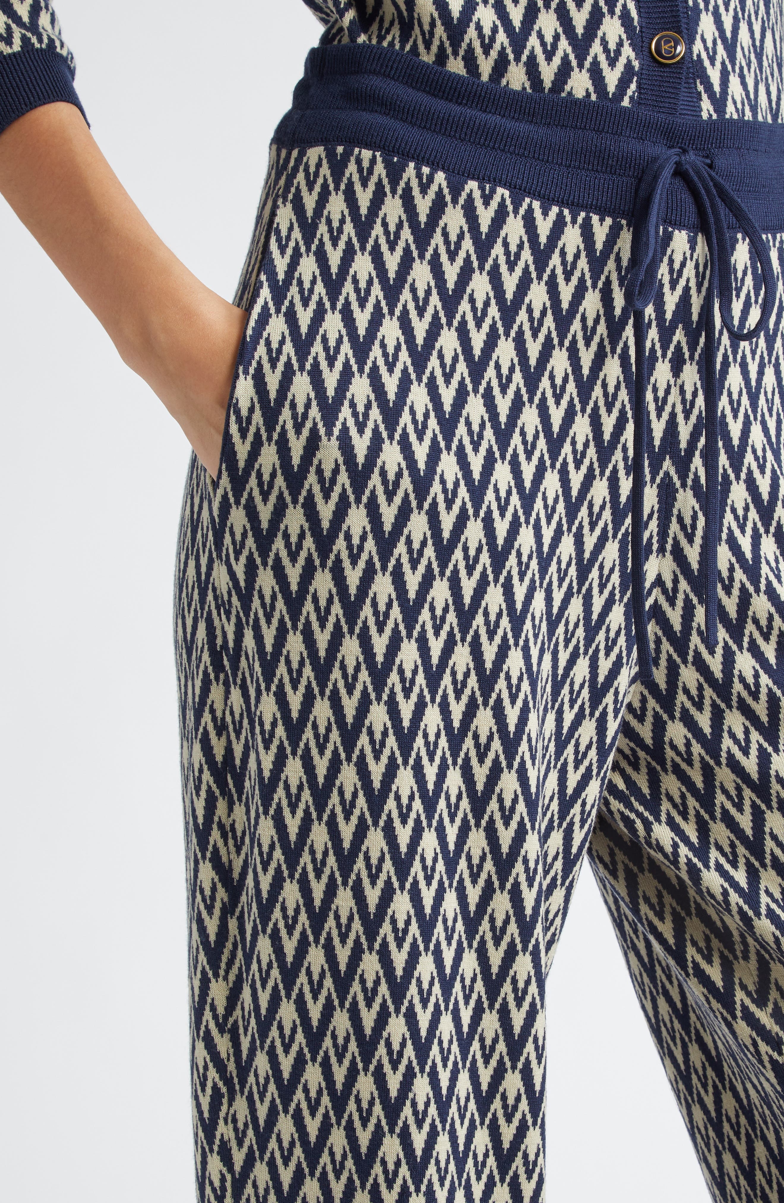 Valentino Garavani Toute la V Jacquard Virgin Wool Joggers in Navy/Cream at Nordstrom - 5