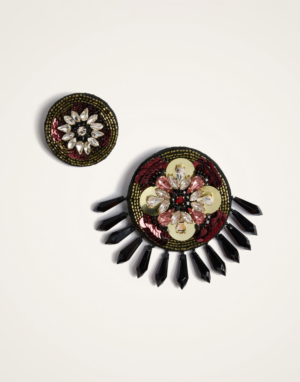 Set Of 2 Pins - 4