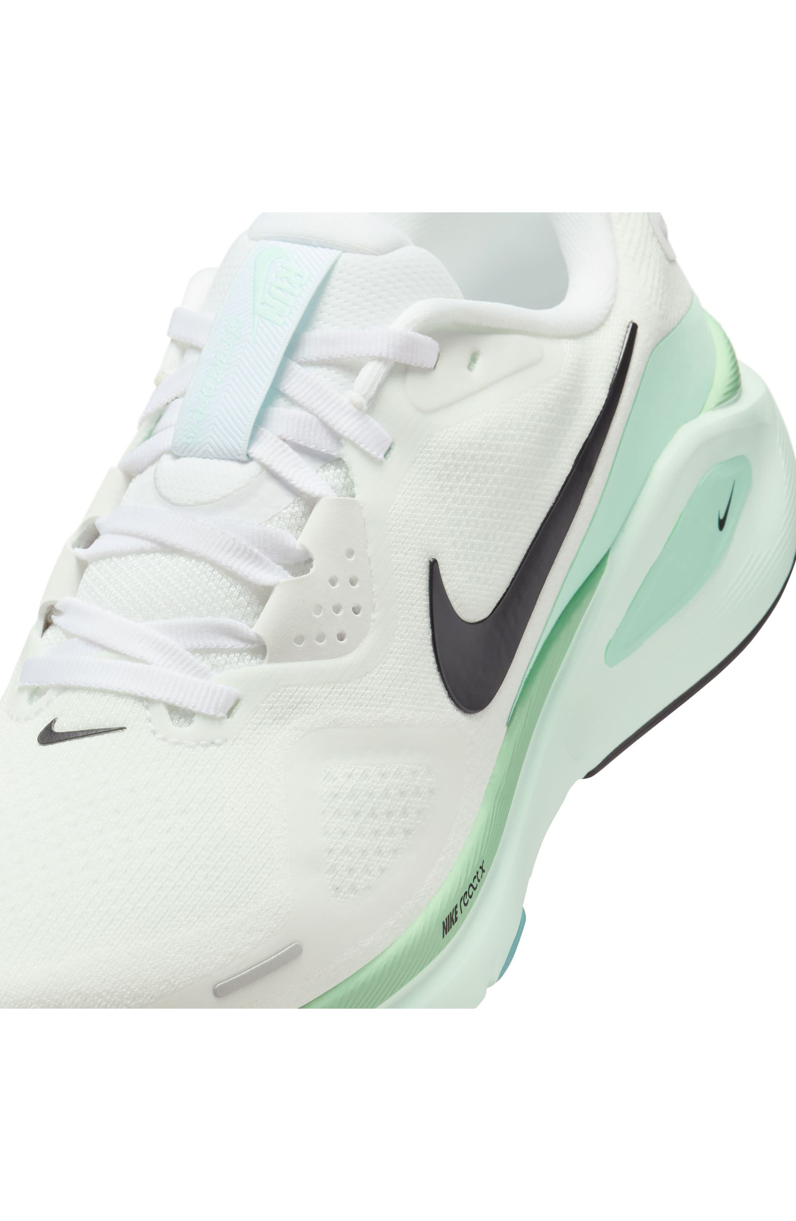 Nike Structure 26 Running Shoe in White/Black/Green/Mint at Nordstrom - 7