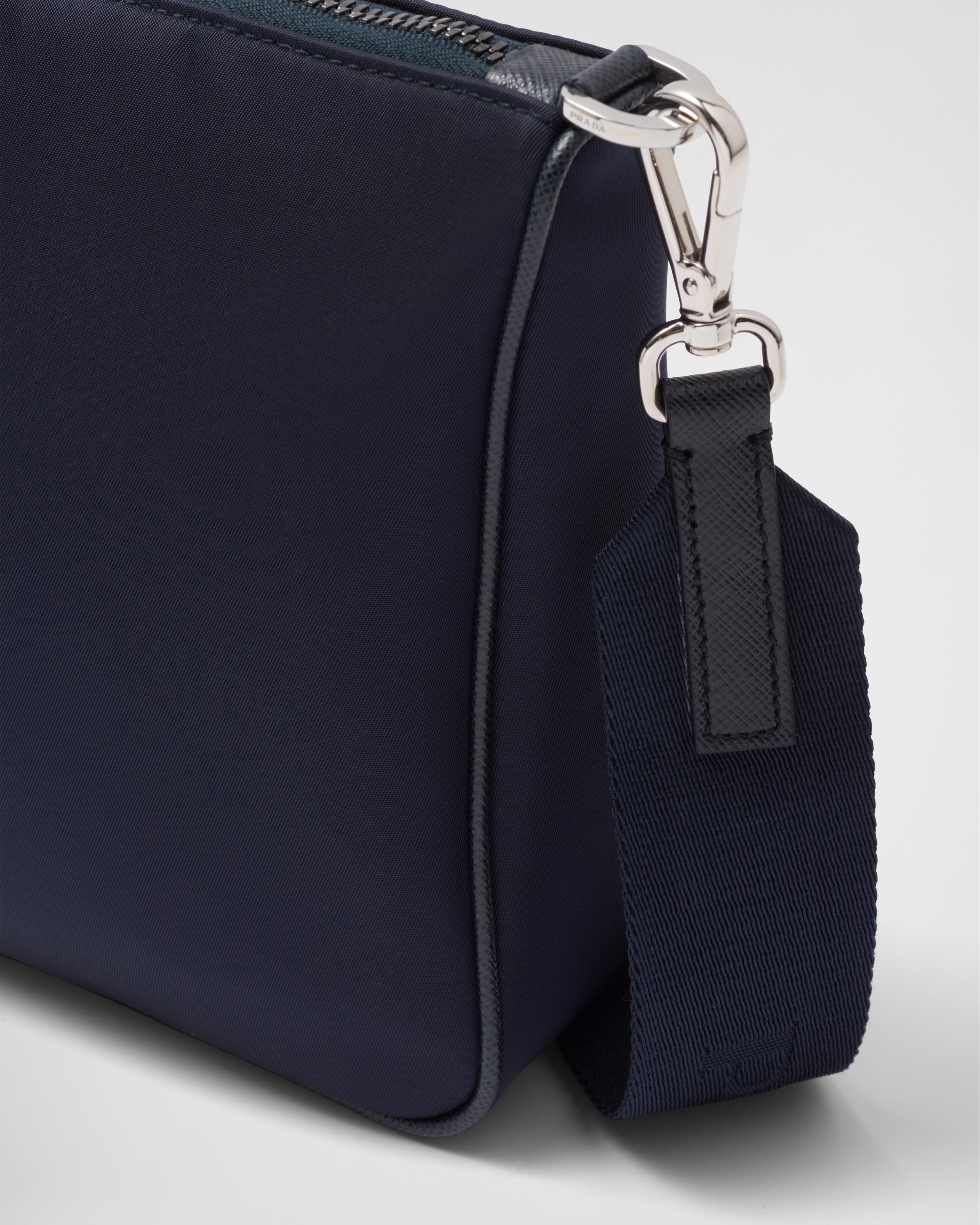 Re-Nylon and Saffiano leather shoulder bag - 6