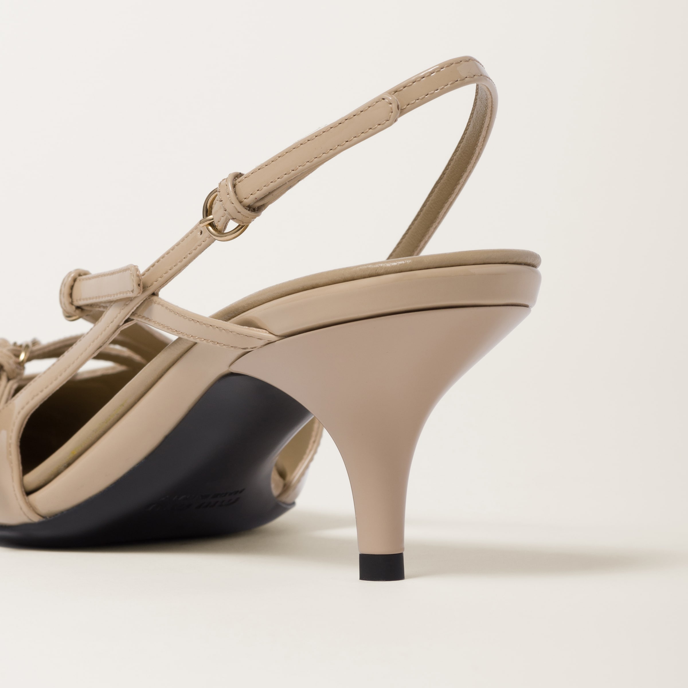 Patent leather slingbacks with buckles - 3
