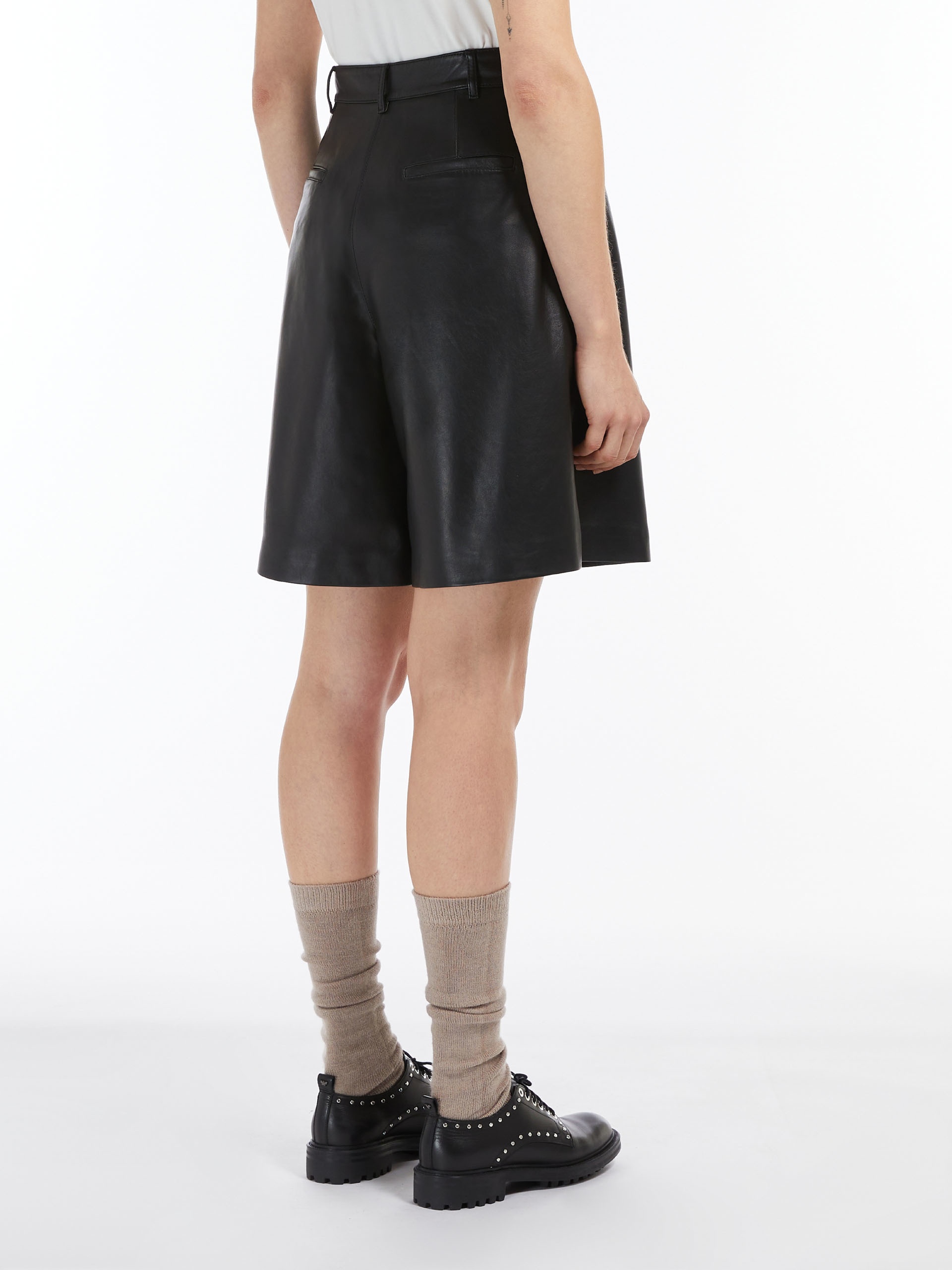 SVAGO Nappa leather Bermuda shorts - 4