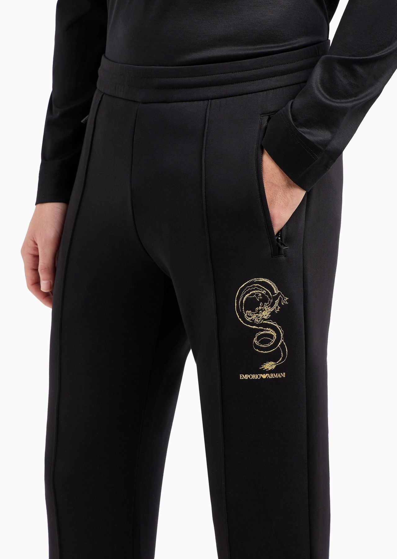 Double-jersey joggers with dragon embroidery - 5
