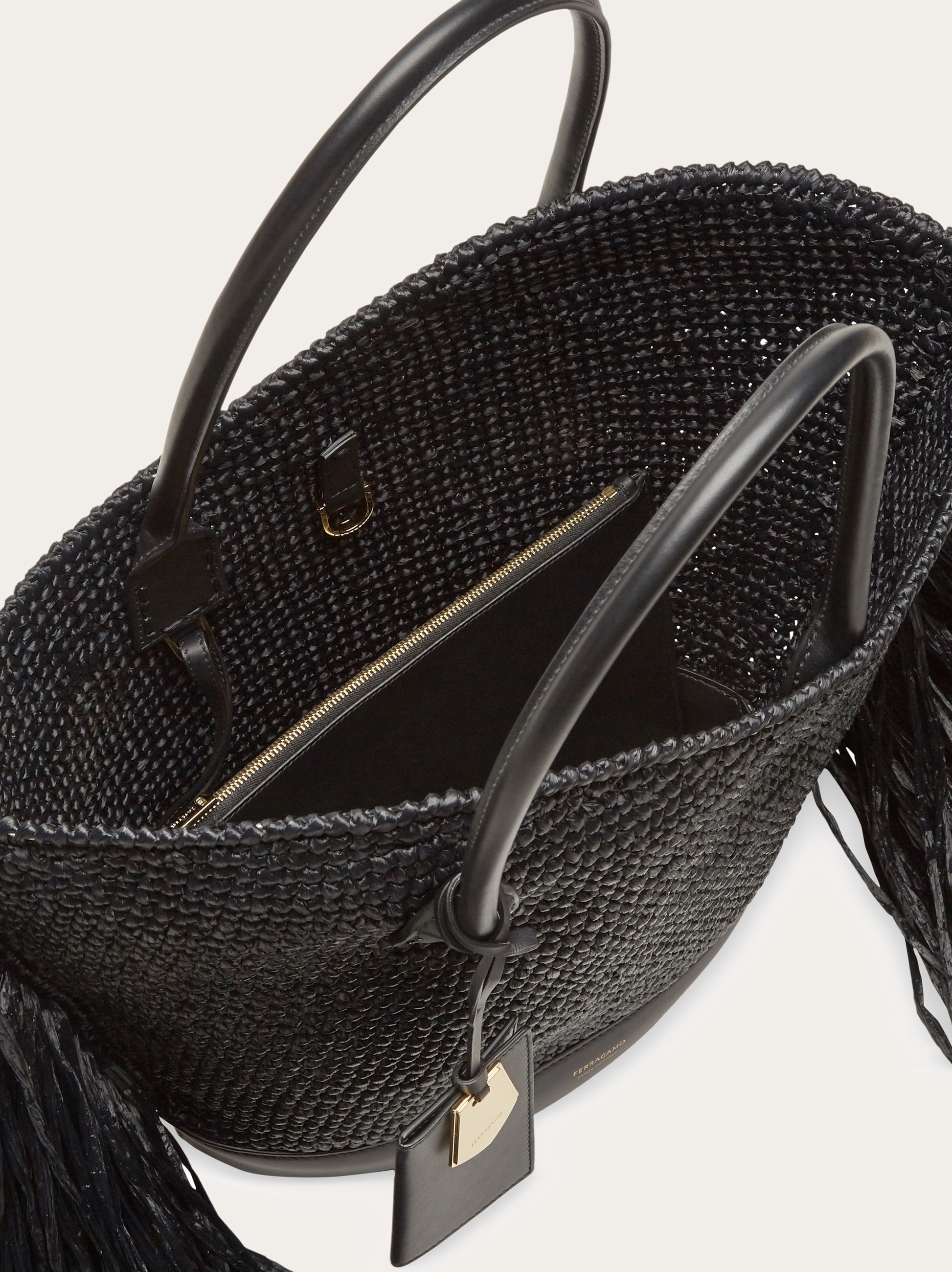 Tote bag with cut-out and fringes - 5