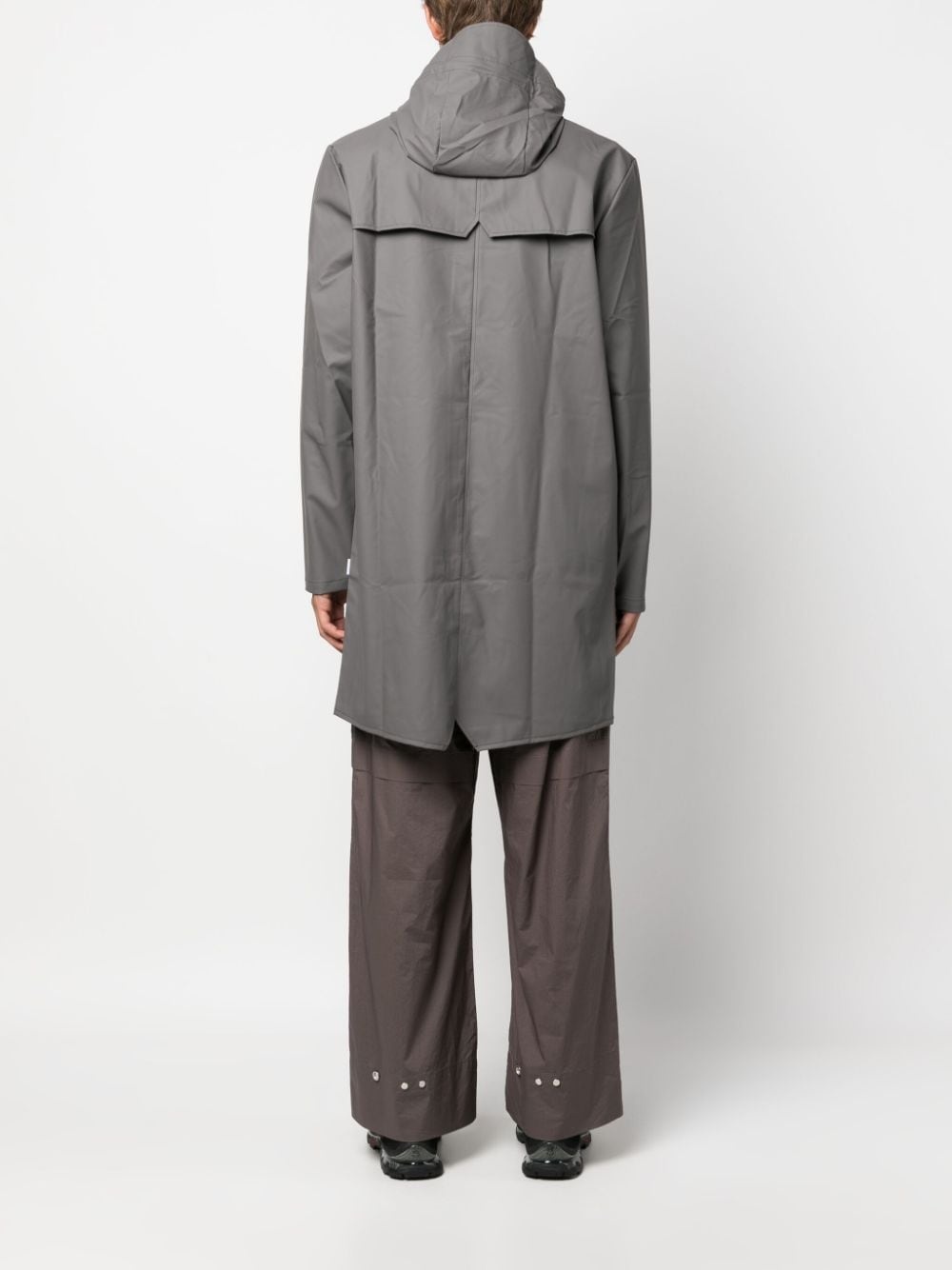 hooded stud-fastening raincoat - 5
