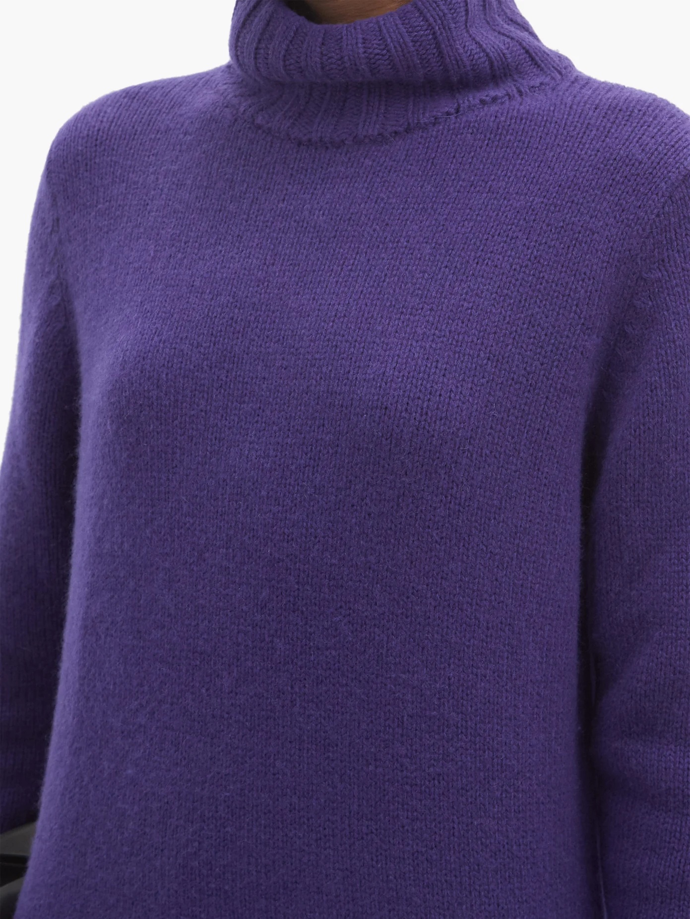 Stand-neck cashmere sweater - 4