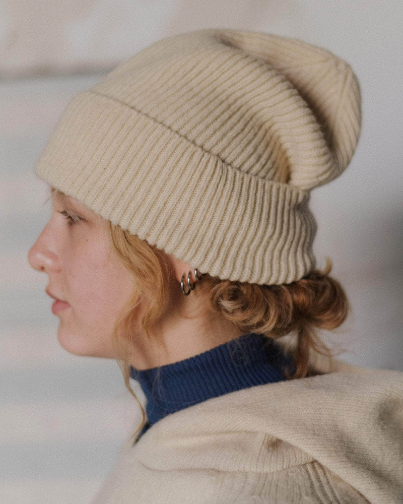 BASERANGE Pack - Mea Beanie & Ribbed Gloves - Arles Merino Wool outlook