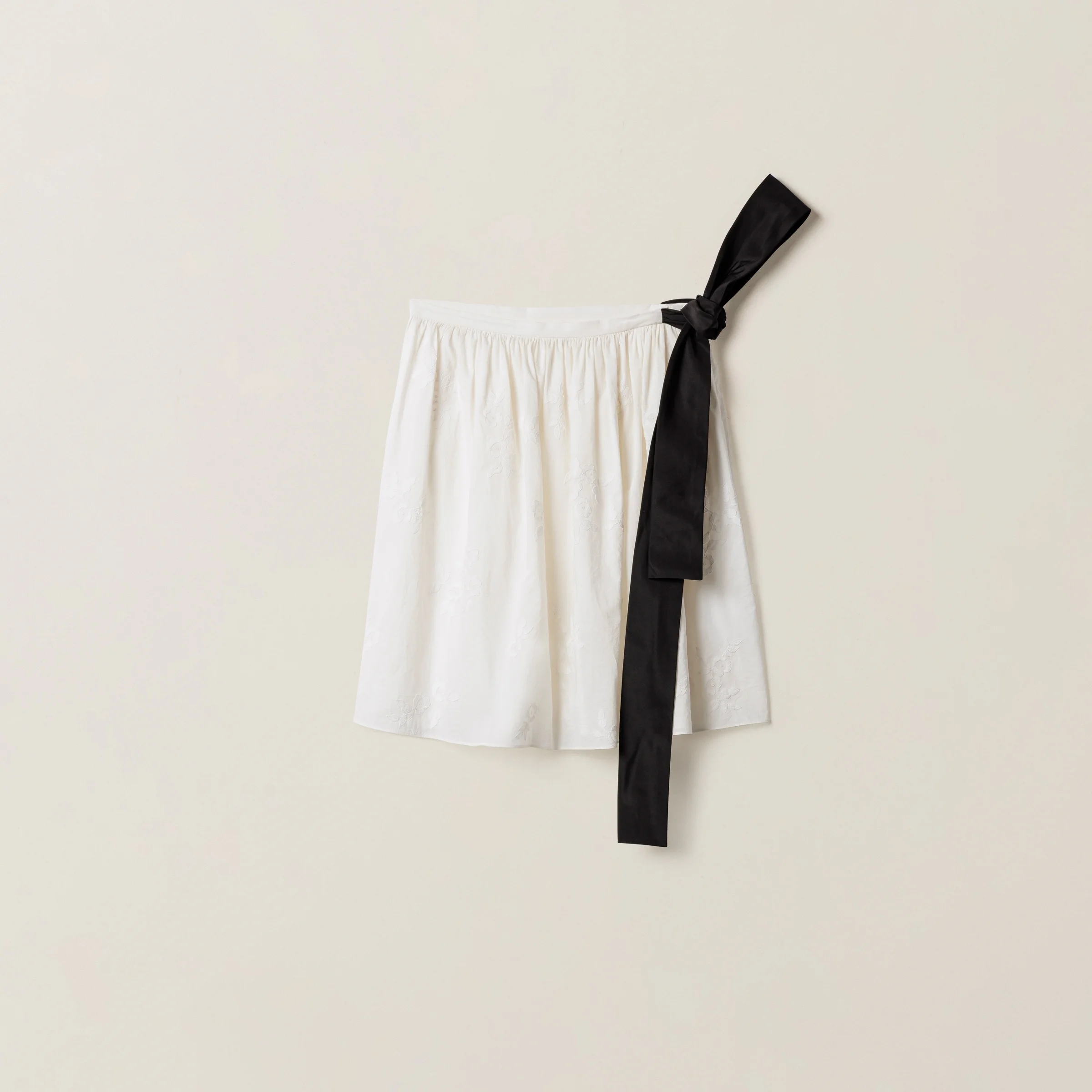 Embroidered batiste skirt - 1