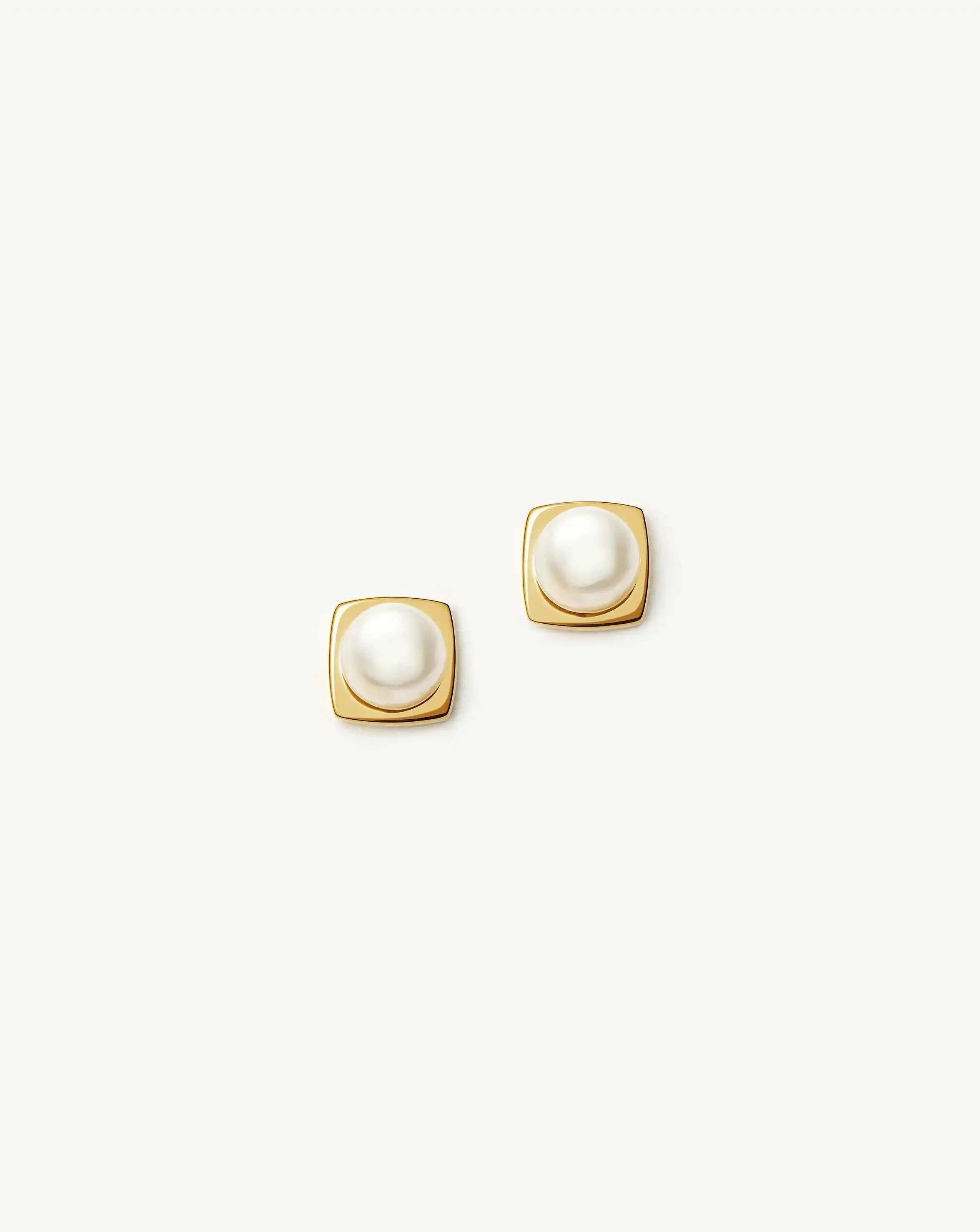 Button Pearl Square Stud Earrings - 1