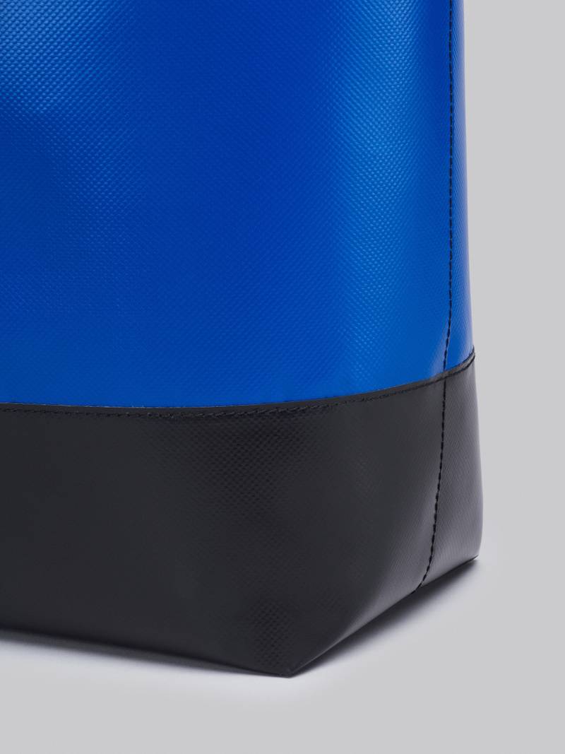 TRIBECA SHOPPING BAG IN BLUE AND BLACK 5
