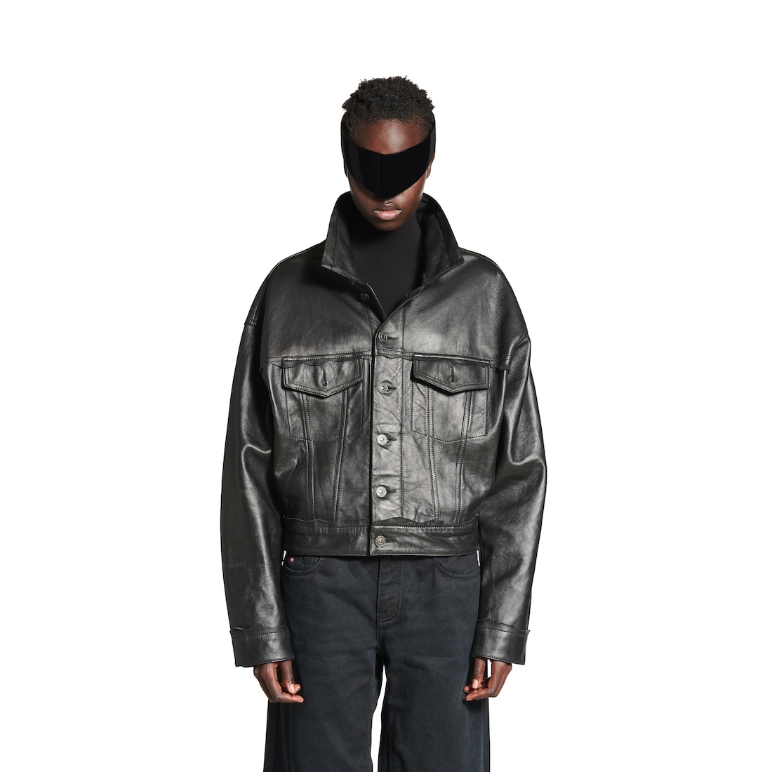 Women's Boxy Jacket in Black - 5