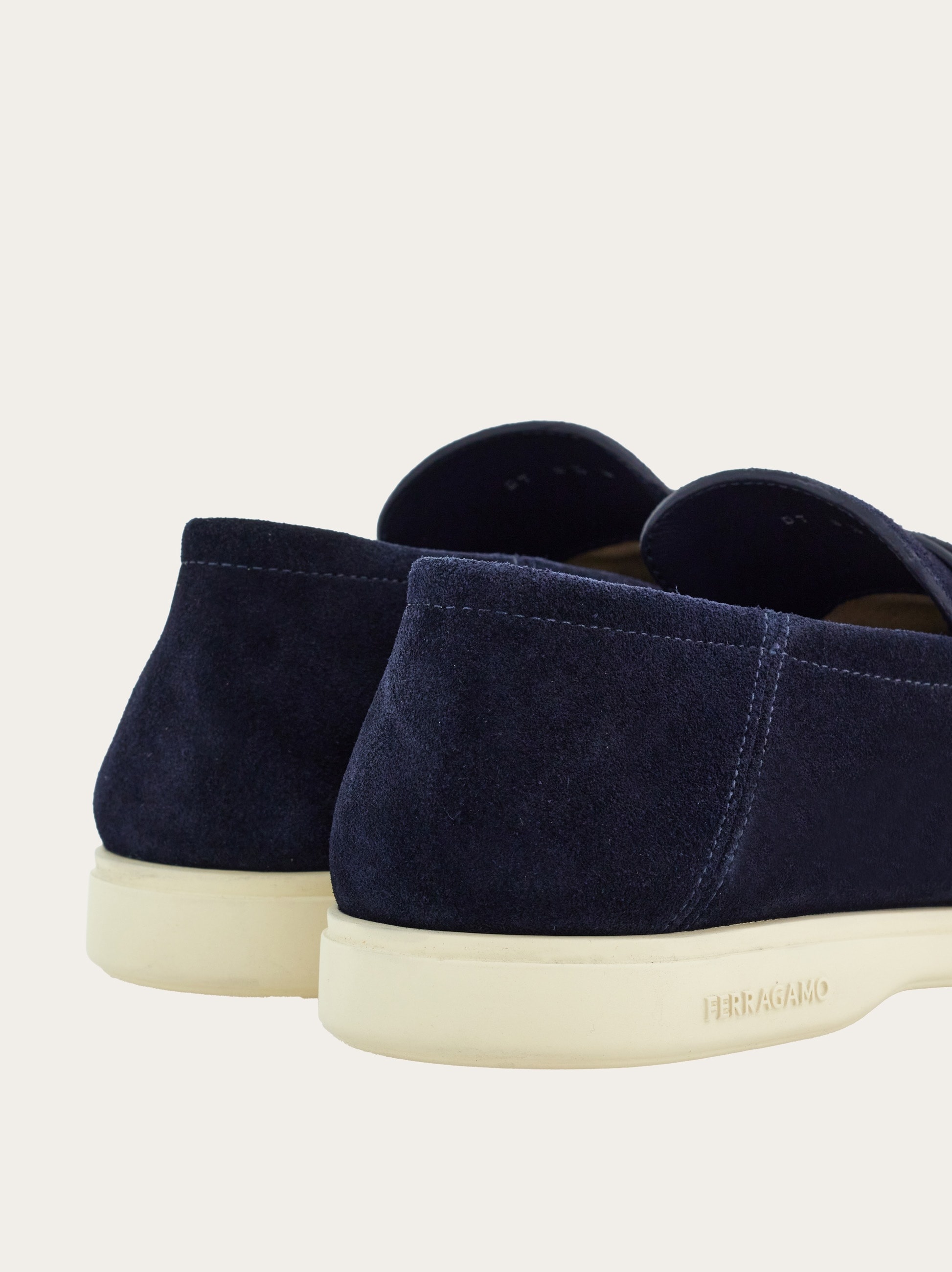 Deconstructed loafer with Gancini ornament - 4