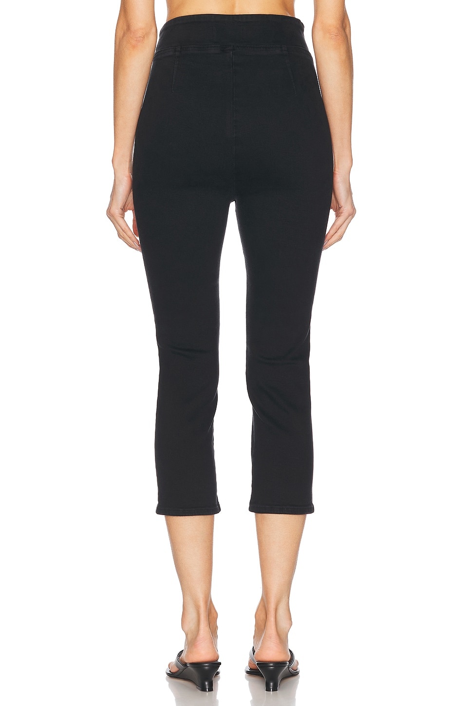 Jetset City Capri Pant - 4
