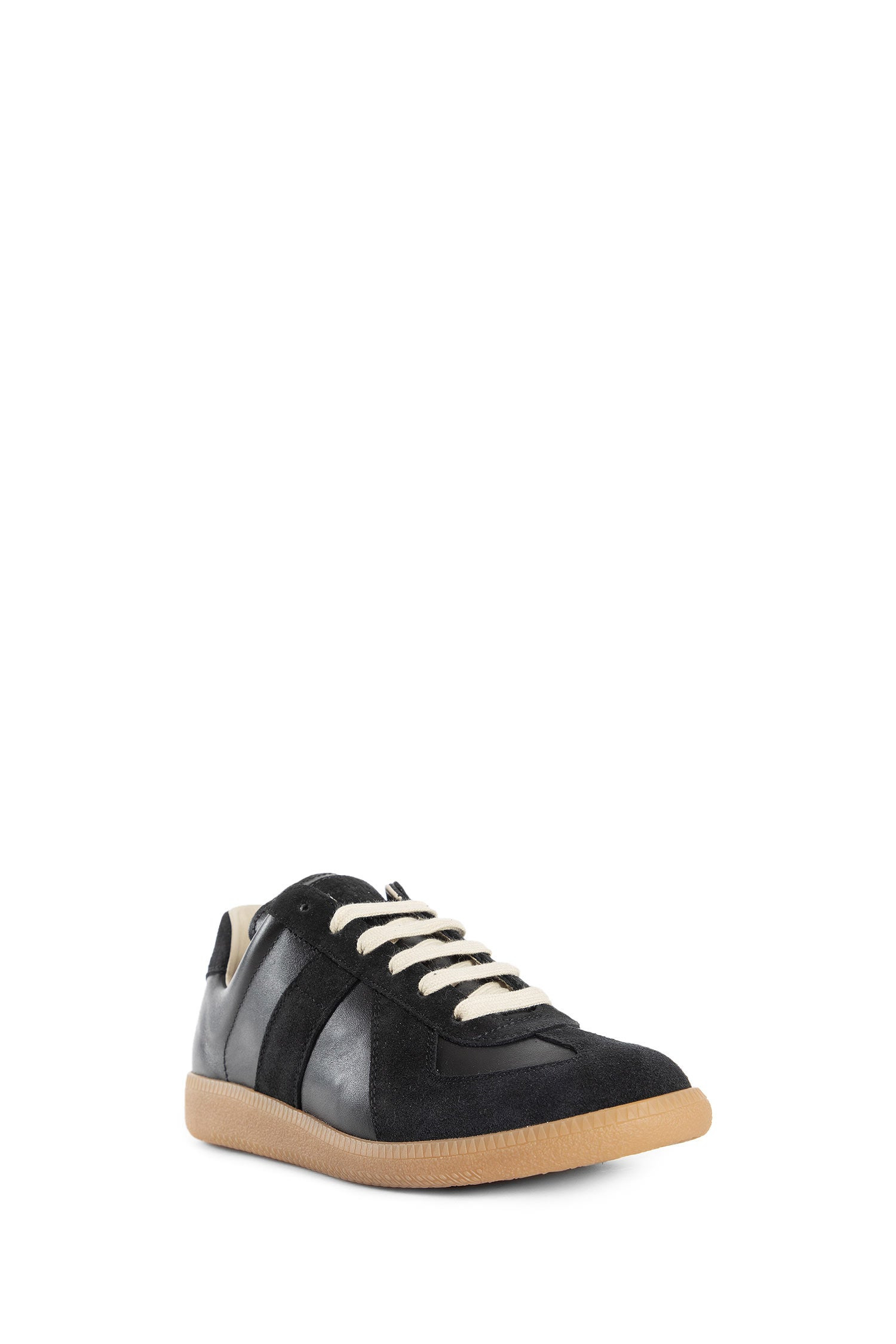 Low-Top-Replica-Sneakers - 2