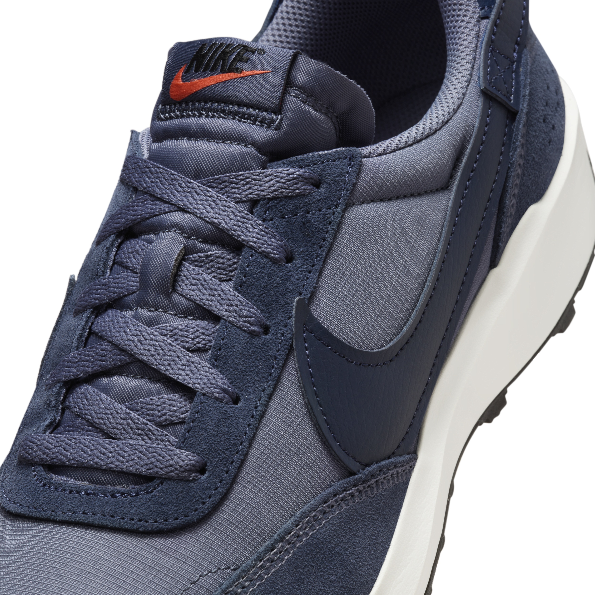 Nike Men's Waffle Debut SE Shoes - 7