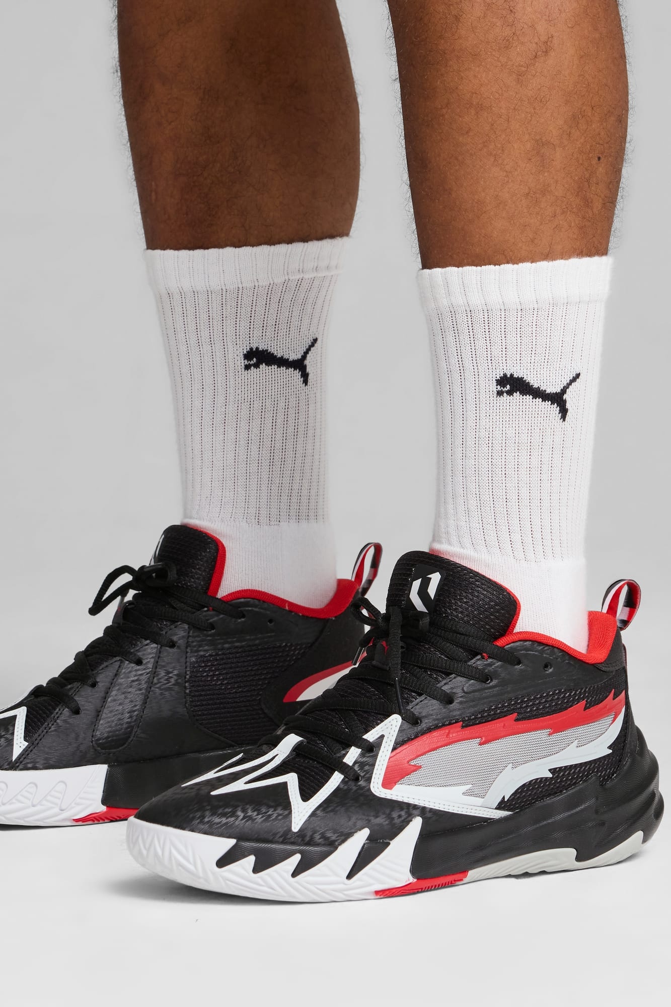 Puma basketball shoes on feet deals