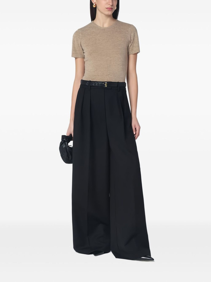 The . Garment short-sleeve crew-neck T-shirt outlook
