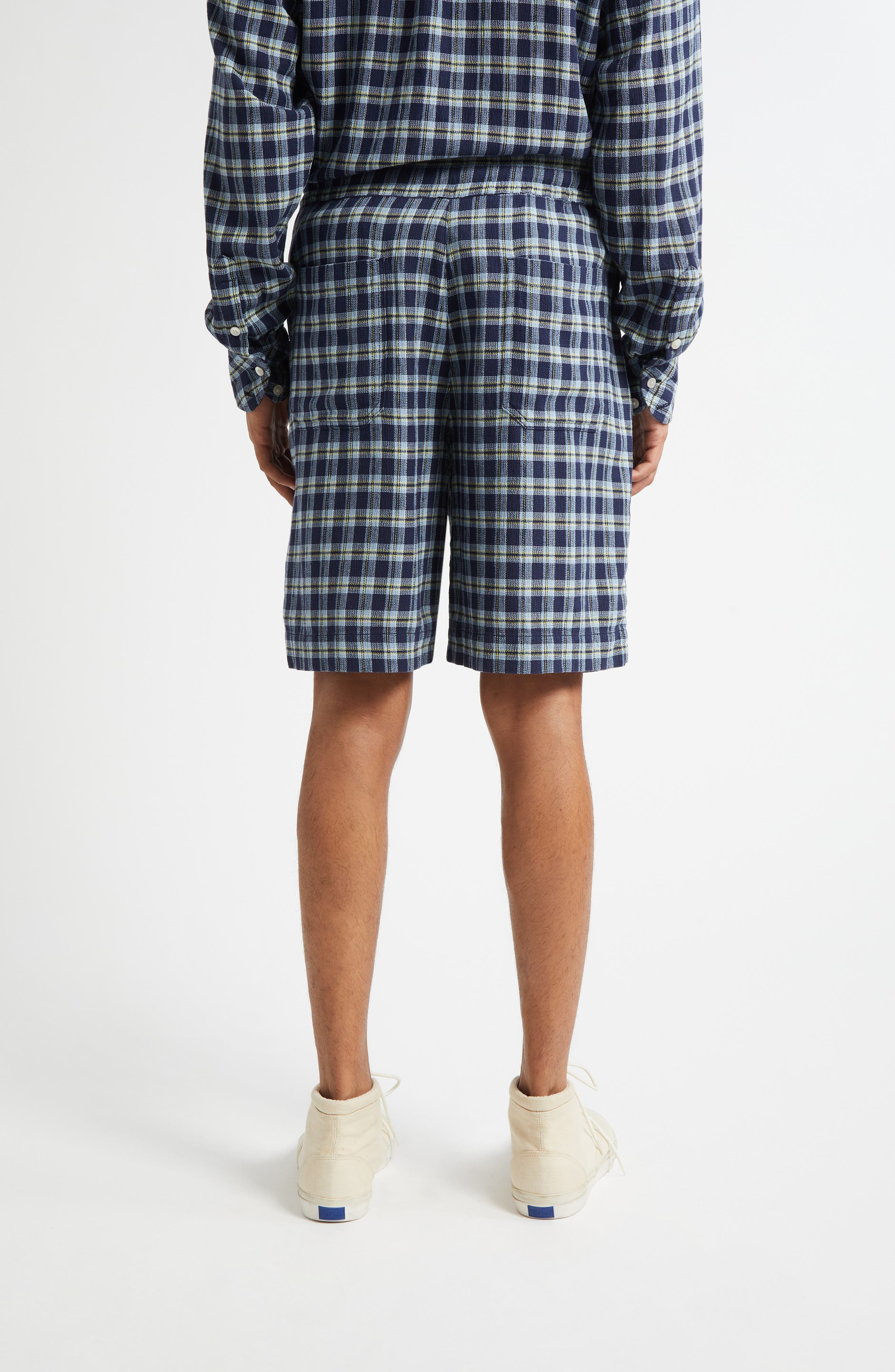 The Elder Statesman Dune Plaid Fringe Cotton Drawstring Beach Shorts in Navy at Nordstrom - 3