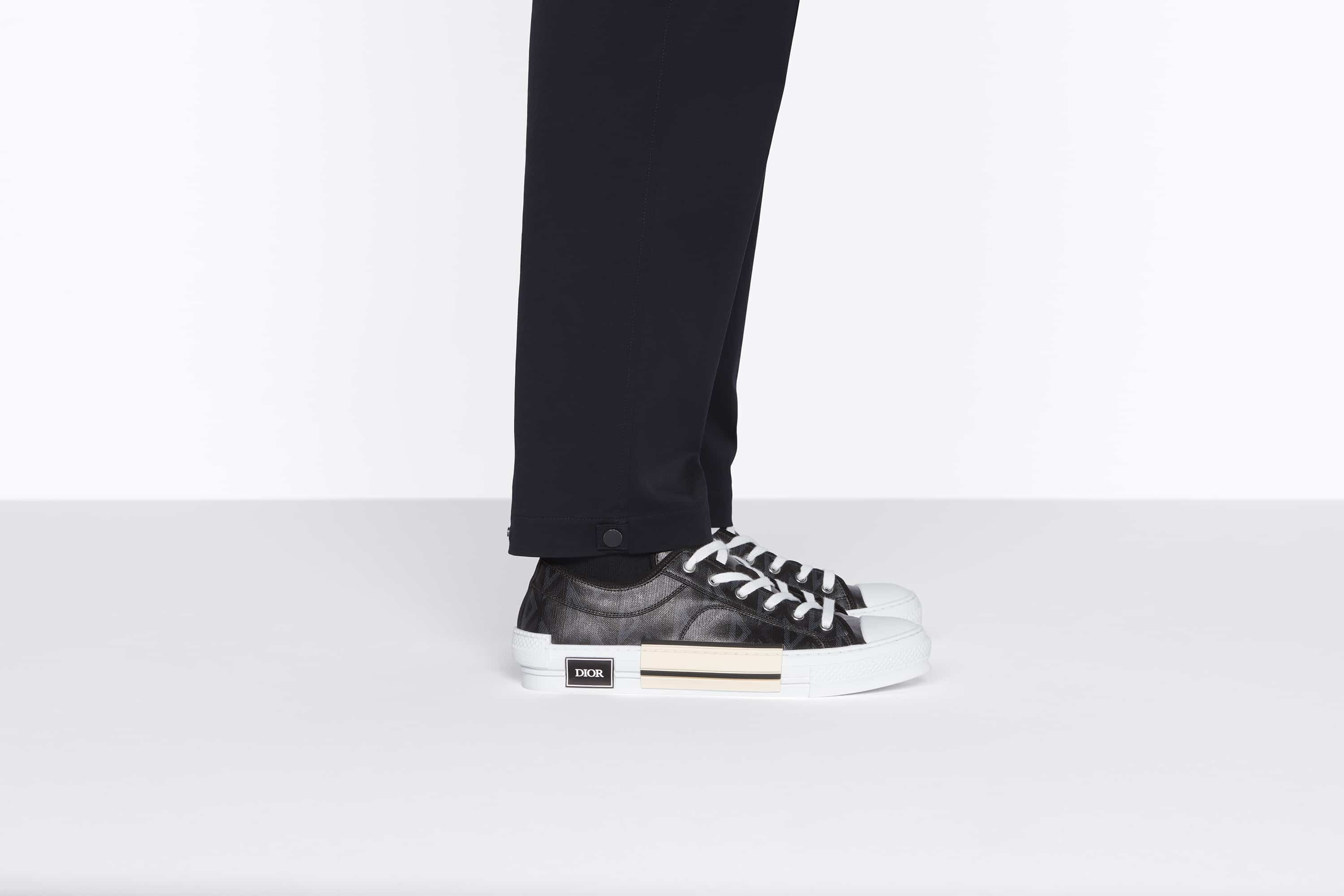 B23 Low-Top Sneaker - 8